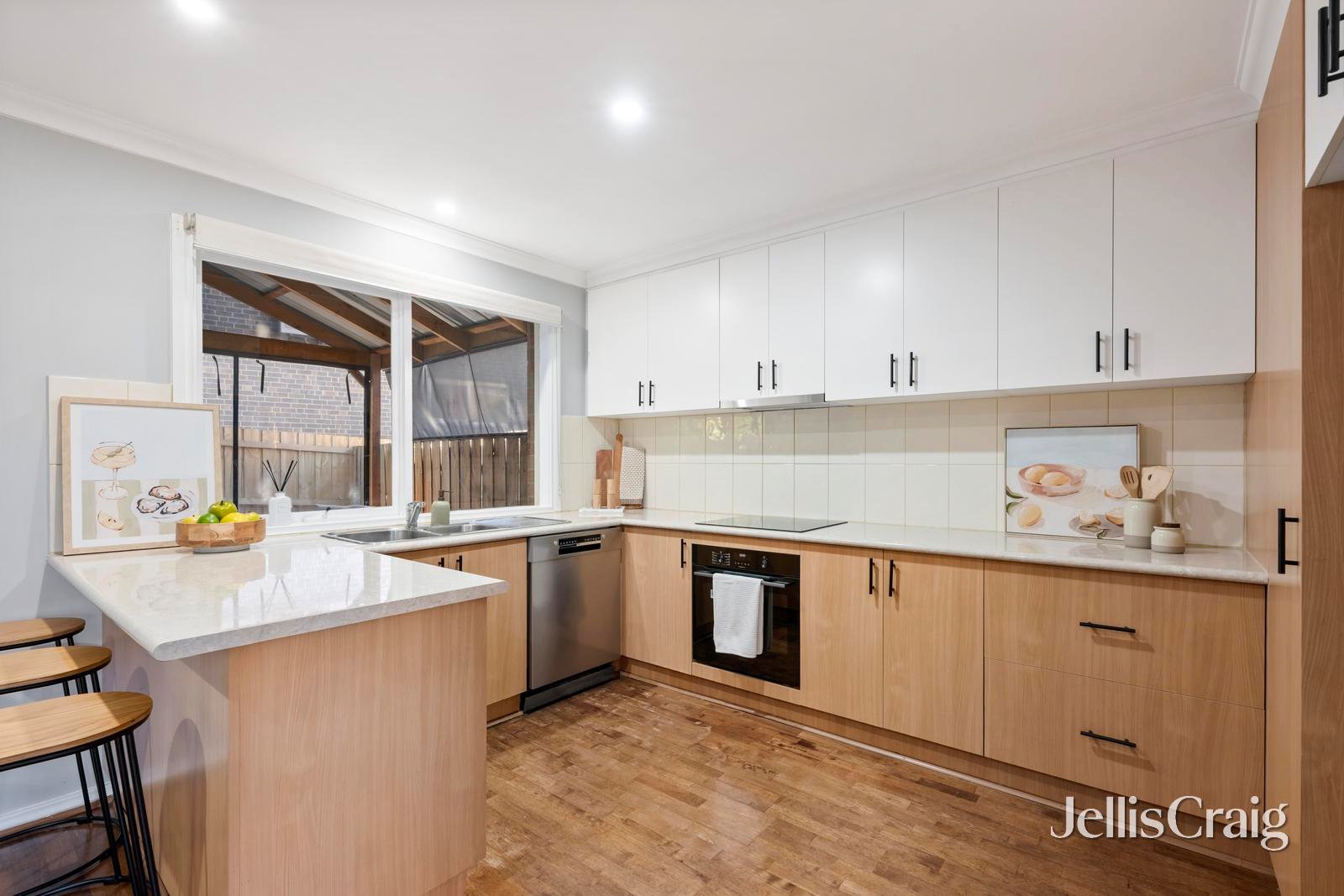 3/5 Bayswater Road, Croydon image 2