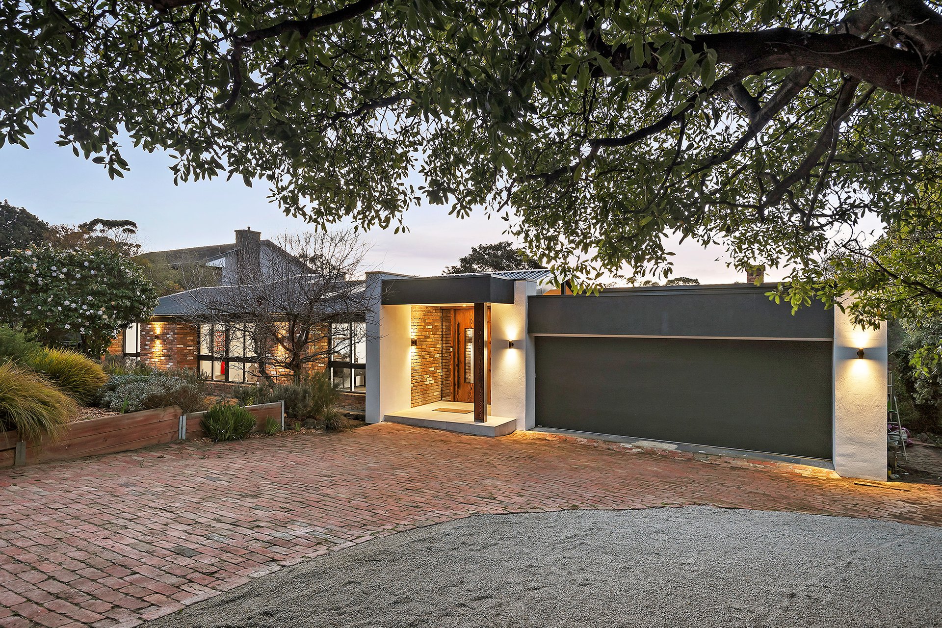 Property Gallery Thumbnail 2