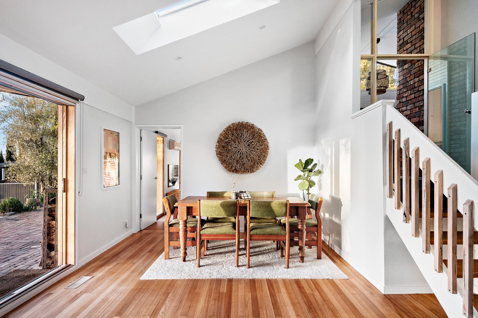 Property Gallery Thumbnail 9