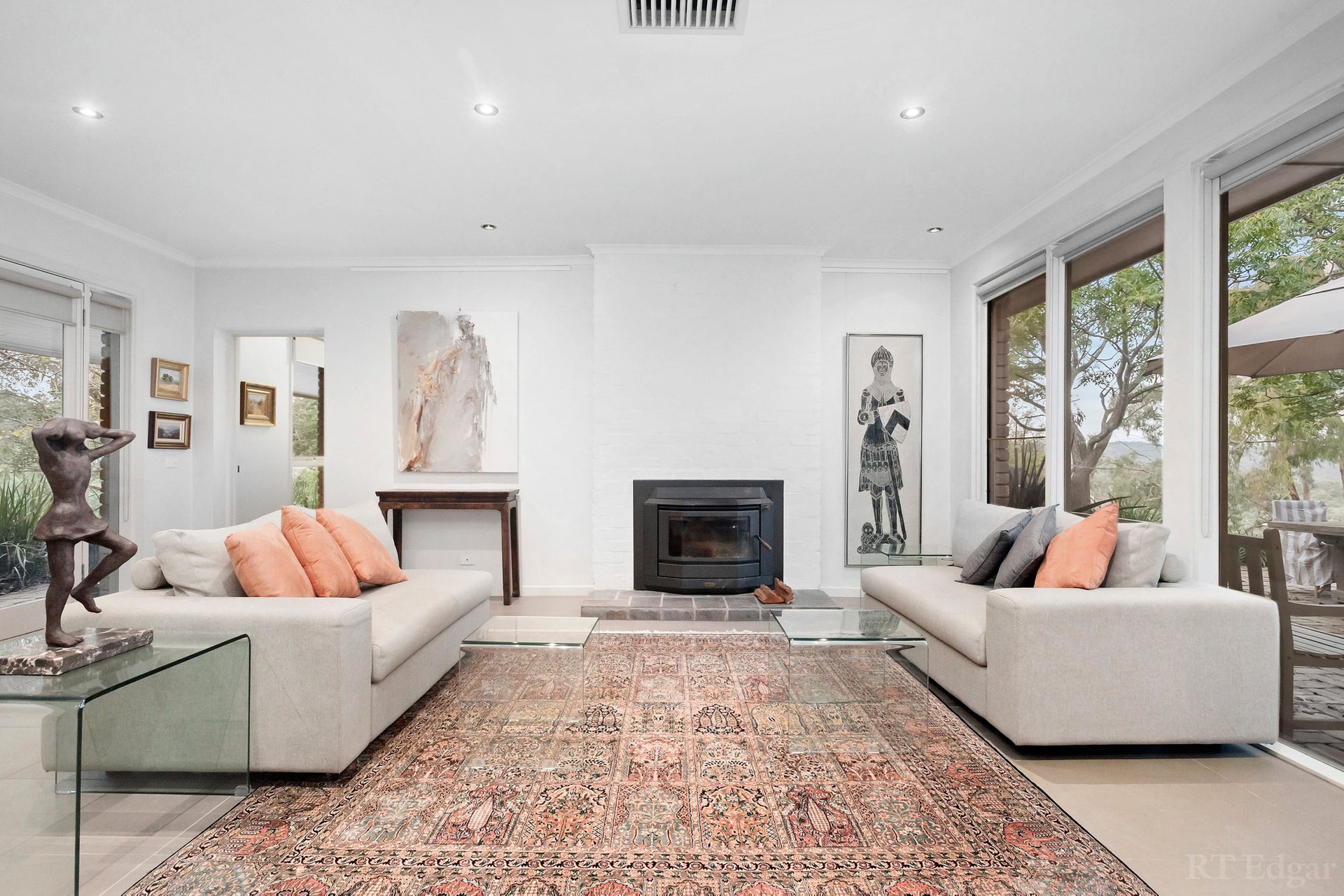 Property Gallery Thumbnail 3