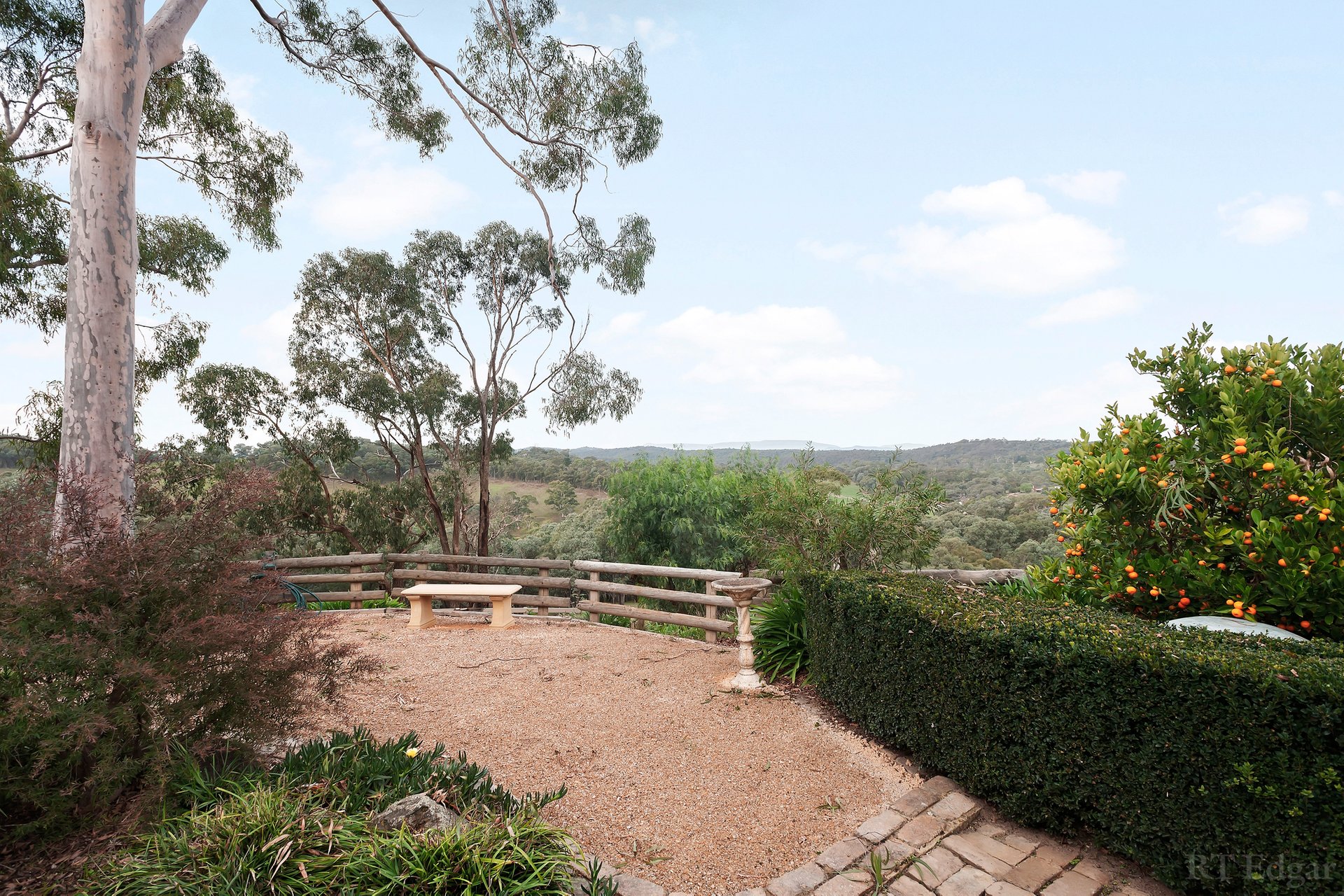 Property Gallery Thumbnail 14