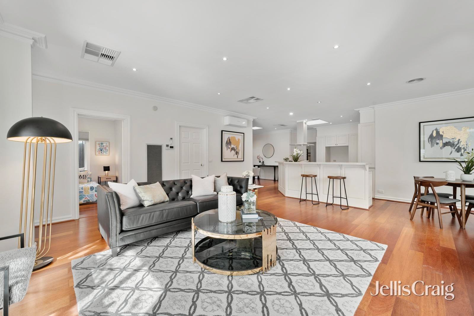 35 Branksome Grove, Blackburn&nbsp;South image 3