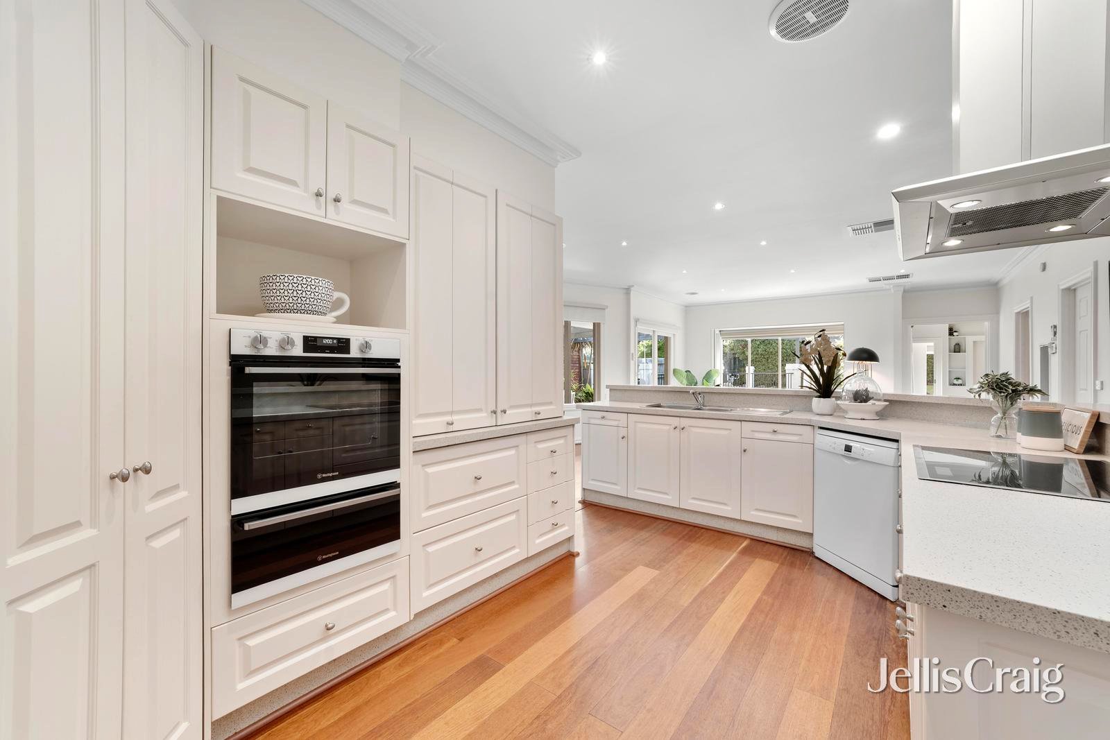 35 Branksome Grove, Blackburn&nbsp;South image 5