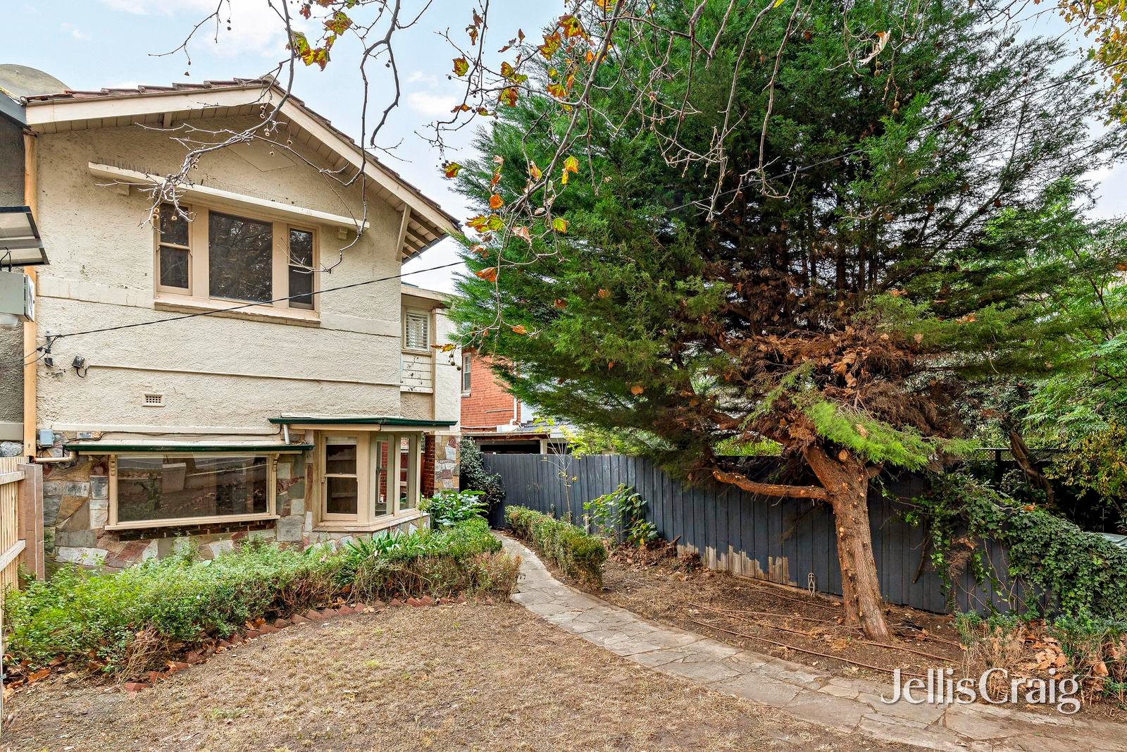 35 Broadway, Elwood image 2