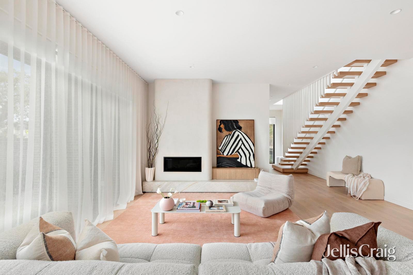 35 Brosnan Crescent, Strathmore image 2