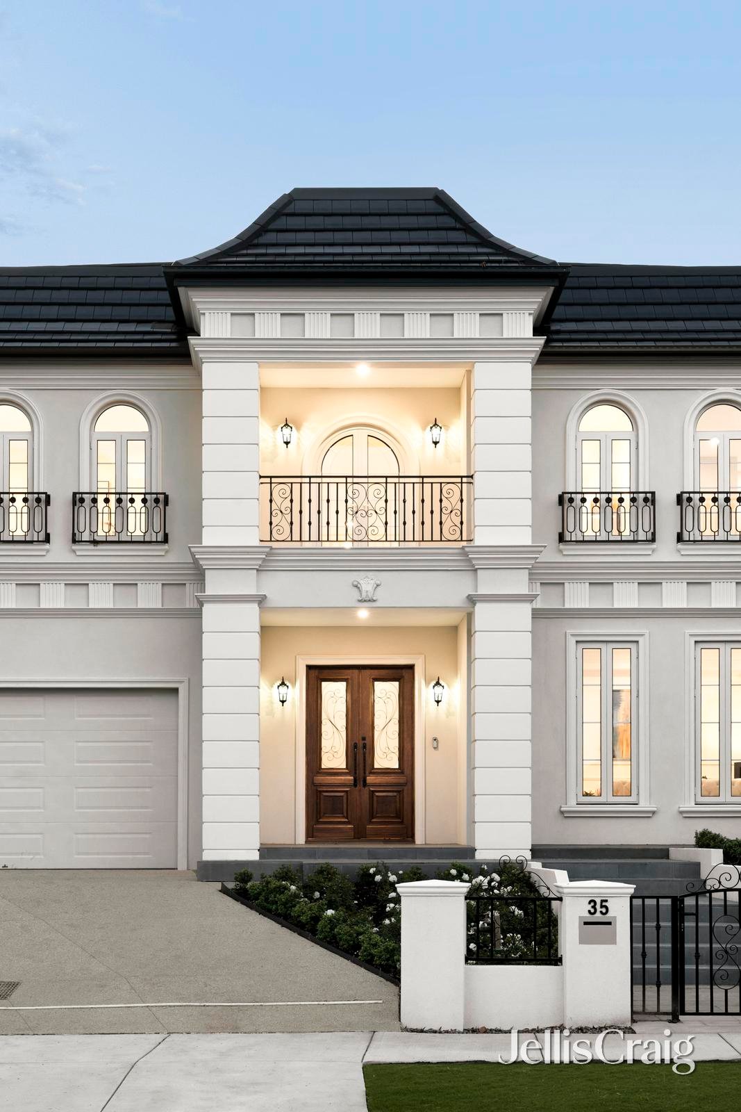 35 Brynor Crescent, Glen&nbsp;Waverley image 2