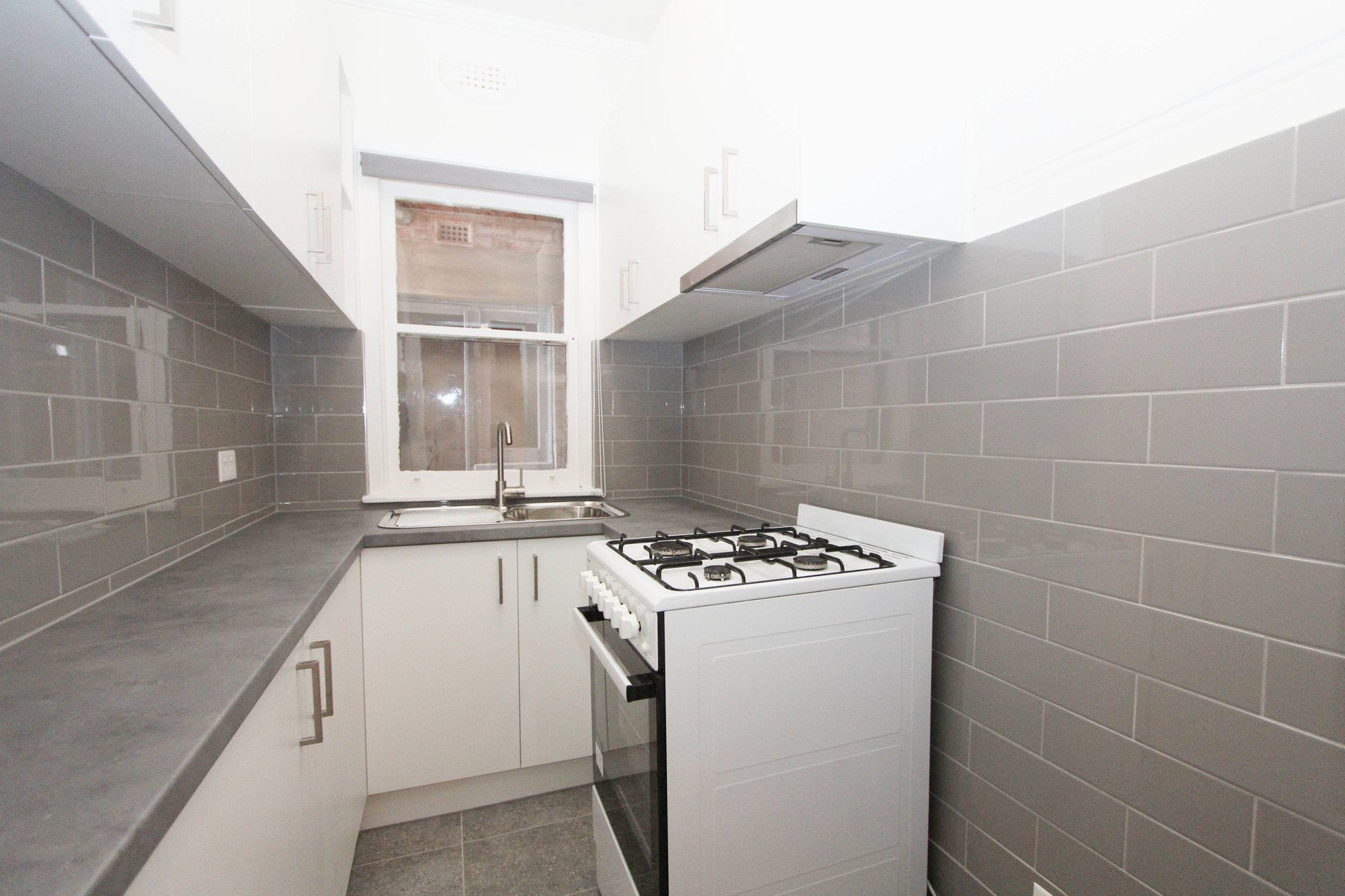 Property Gallery Thumbnail 4