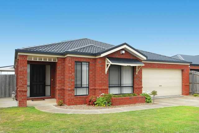 35 Carbine Drive, St Albans Park image 1