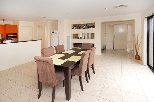 35 Carbine Drive, St Albans Park image 3