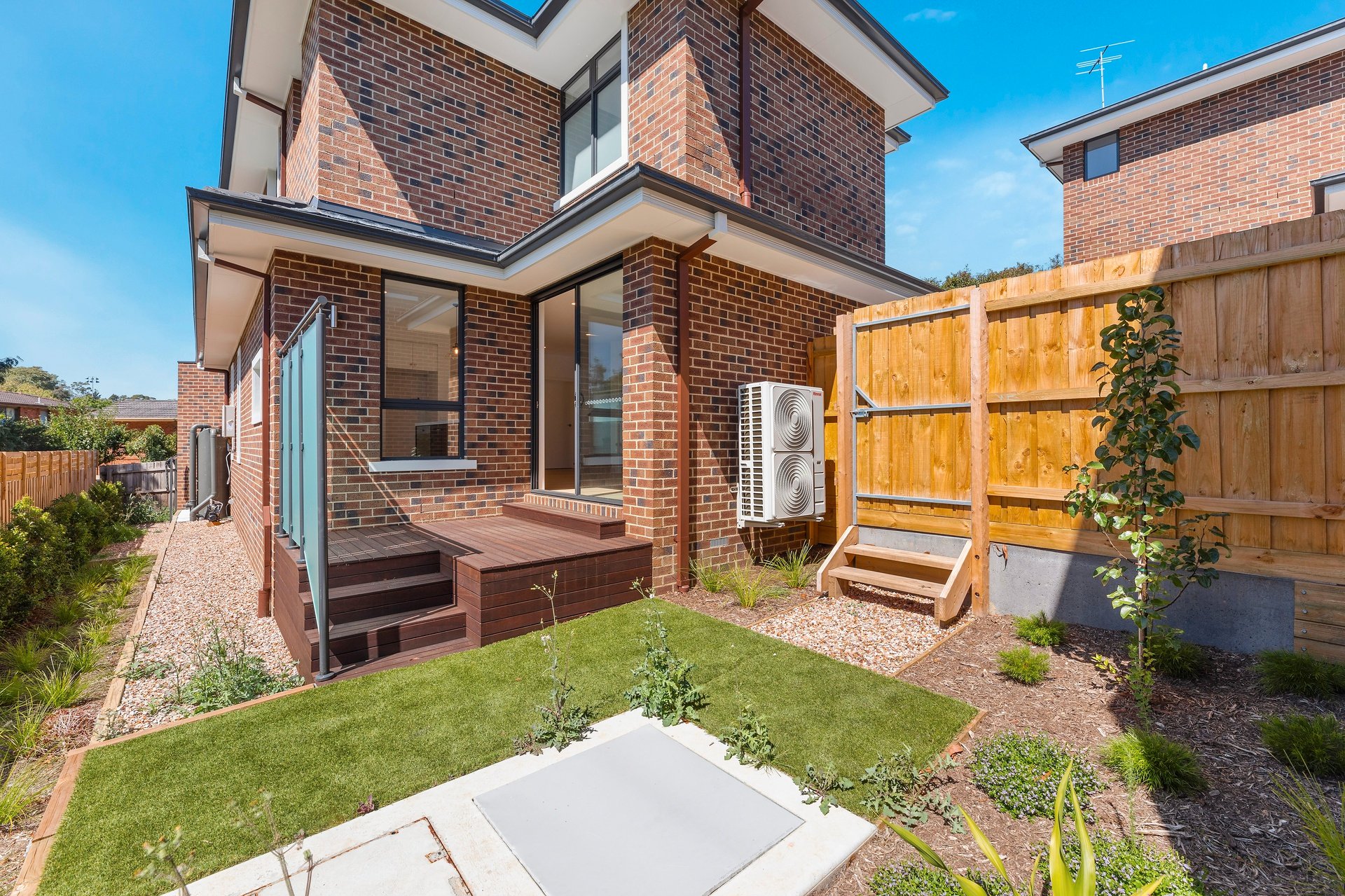 3/5 Carmen Close, Doncaster East image 8