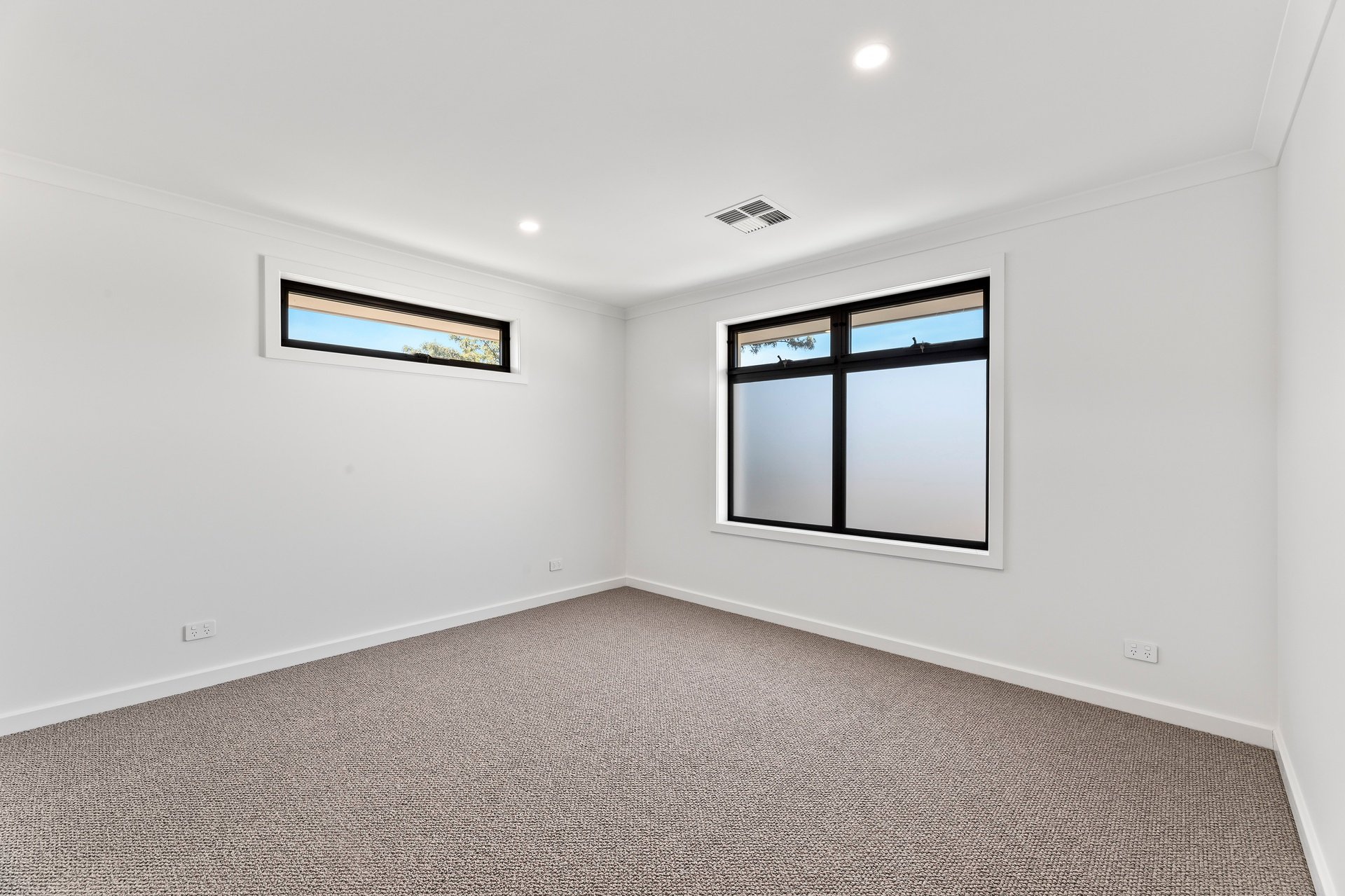 3/5 Carmen Close, Doncaster East image 7