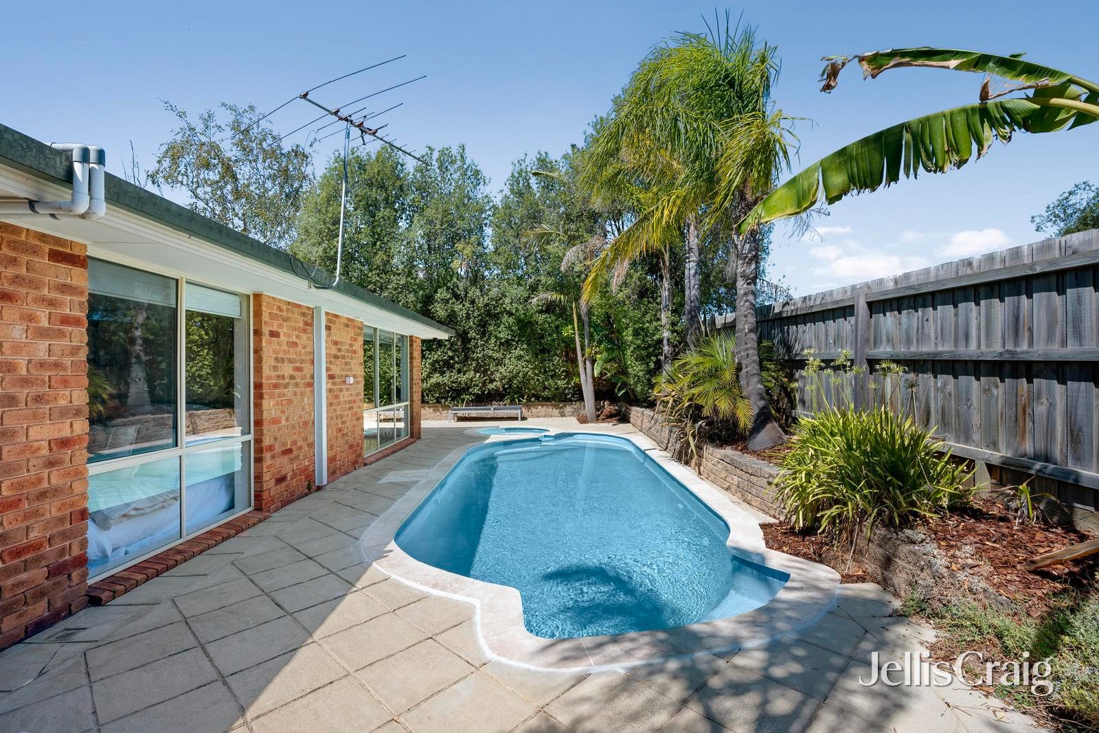 35 Charles Smith Drive, Wonga&nbsp;Park image 2