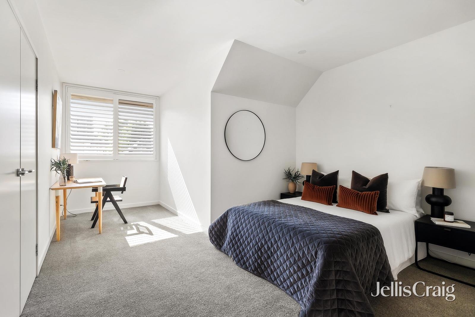 3/5 Chatham Road, Canterbury image 12