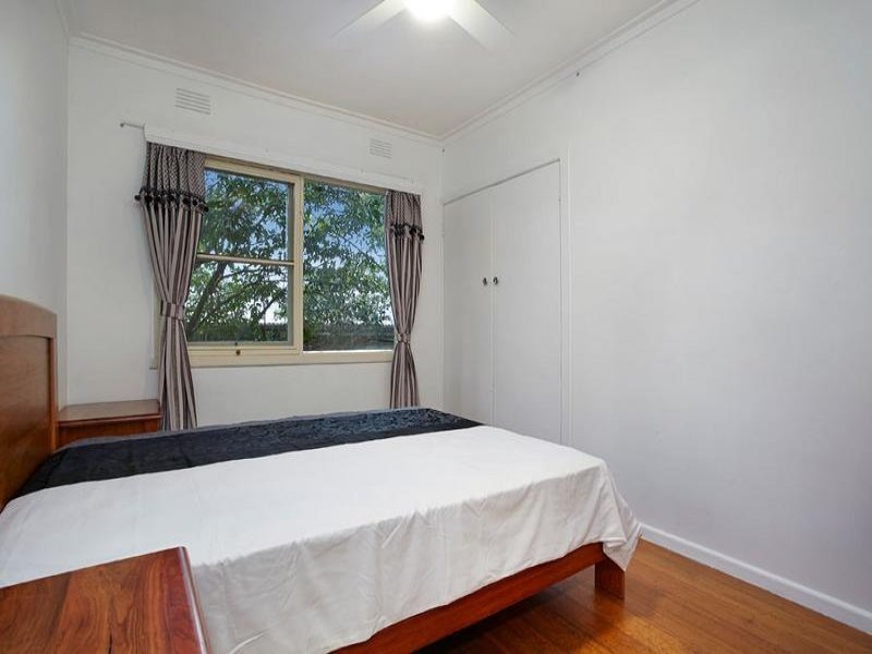 35 Cherry Orchard Rise, Box Hill North image 7