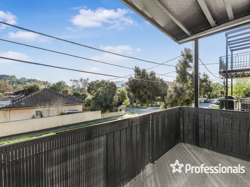 3/5 Churchill Street, Ringwood image 11