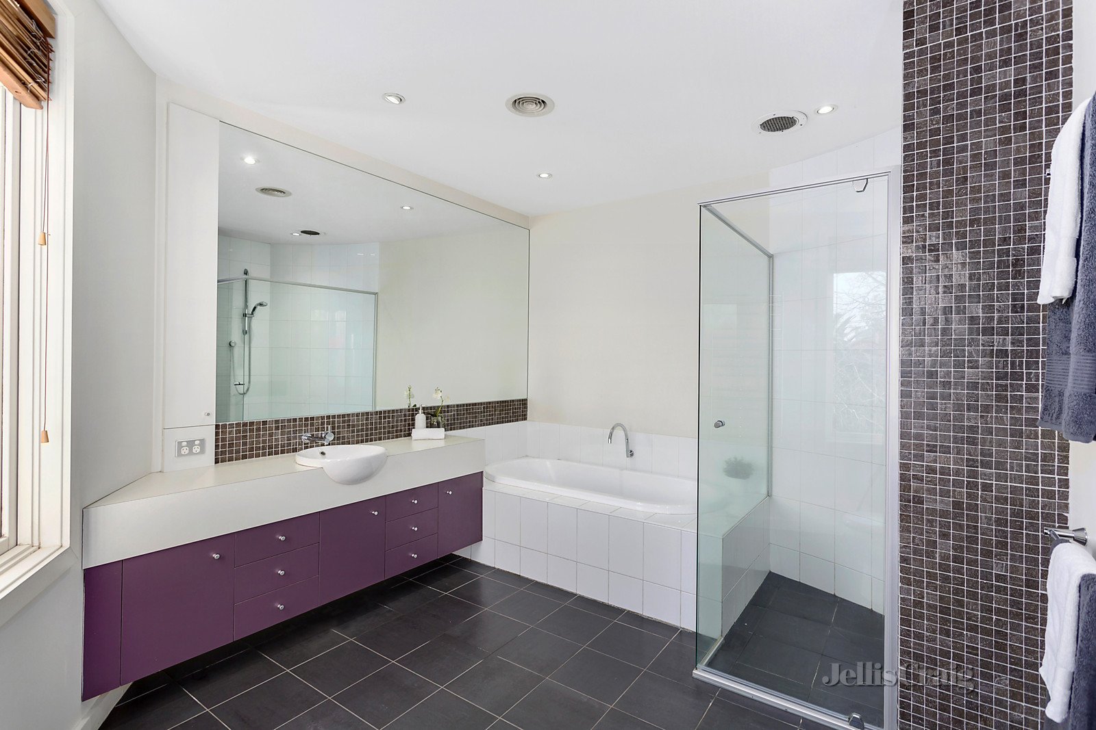 35 Croydon Road, Surrey Hills image 7