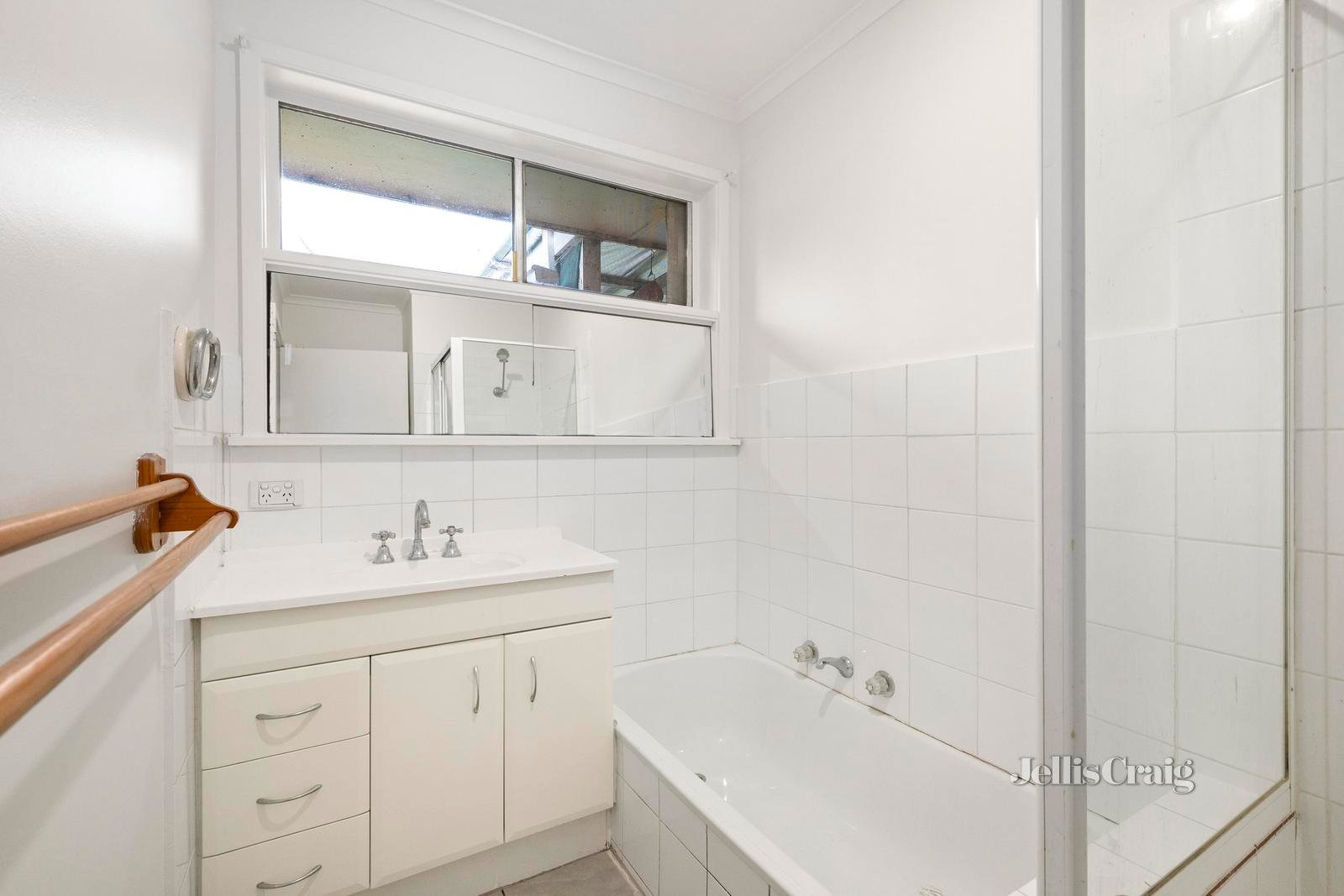 35 Croydondale Drive, Mooroolbark image 9
