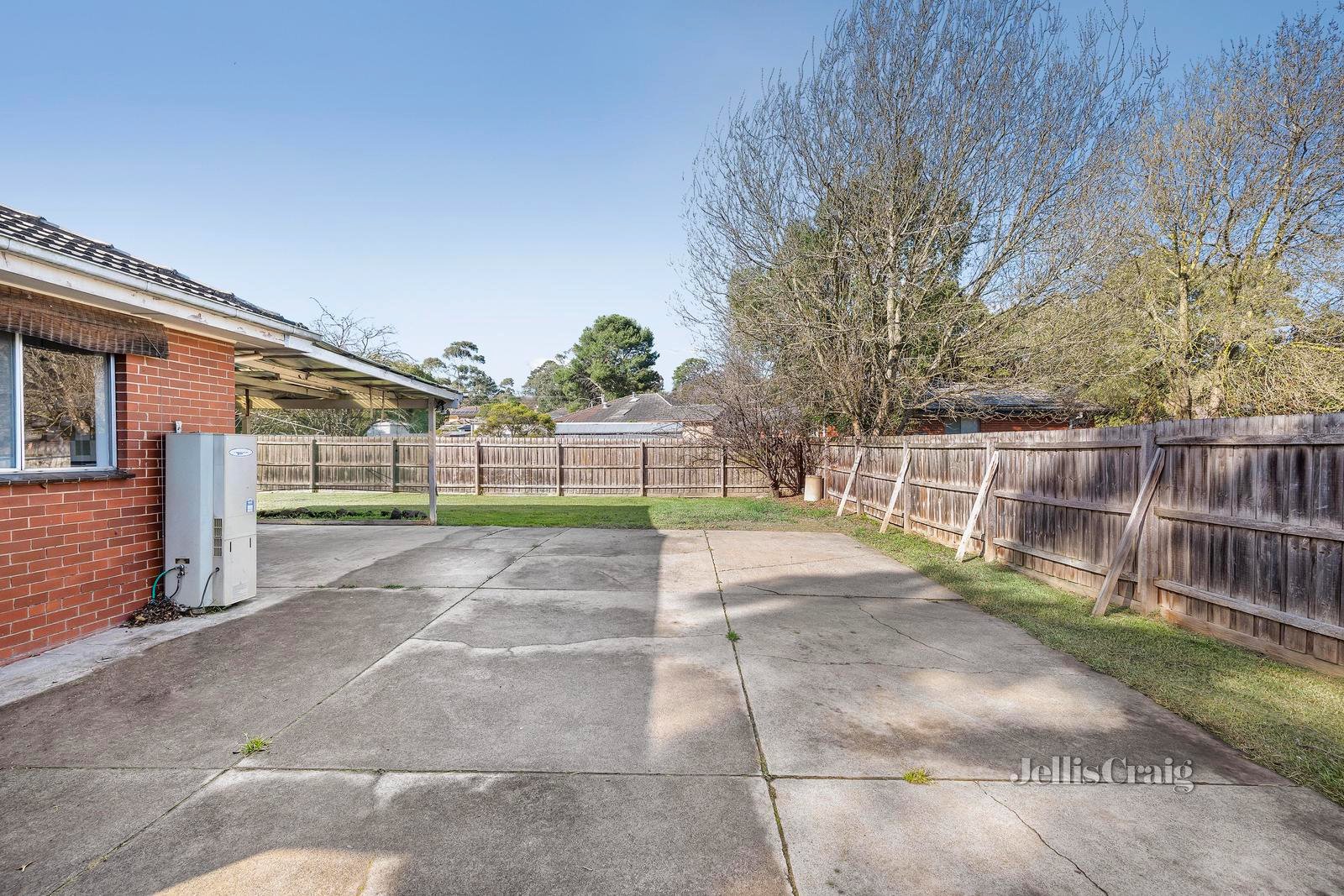 35 Croydondale Drive, Mooroolbark image 12