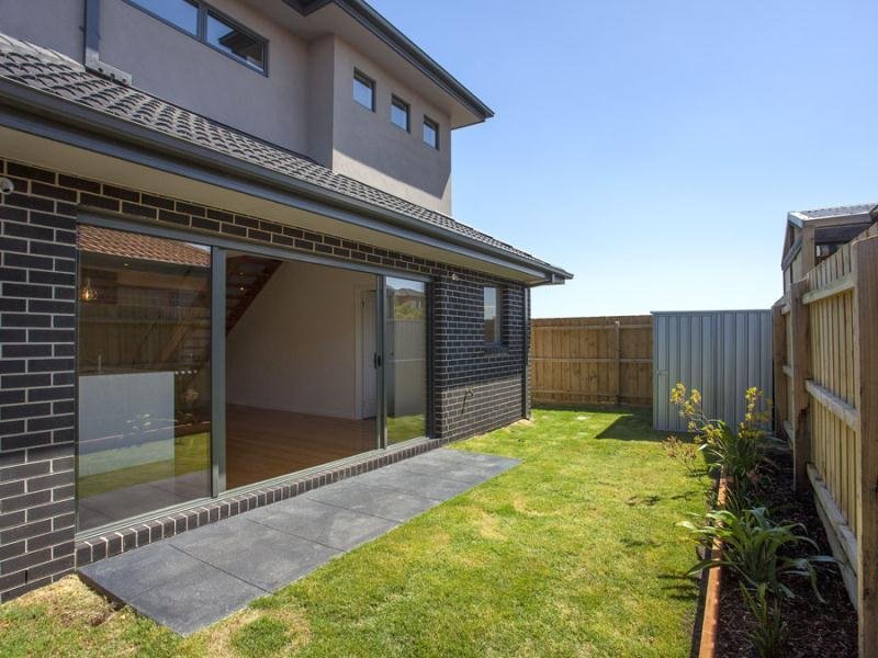 3/5 Dagonet Street, Strathmore image 6