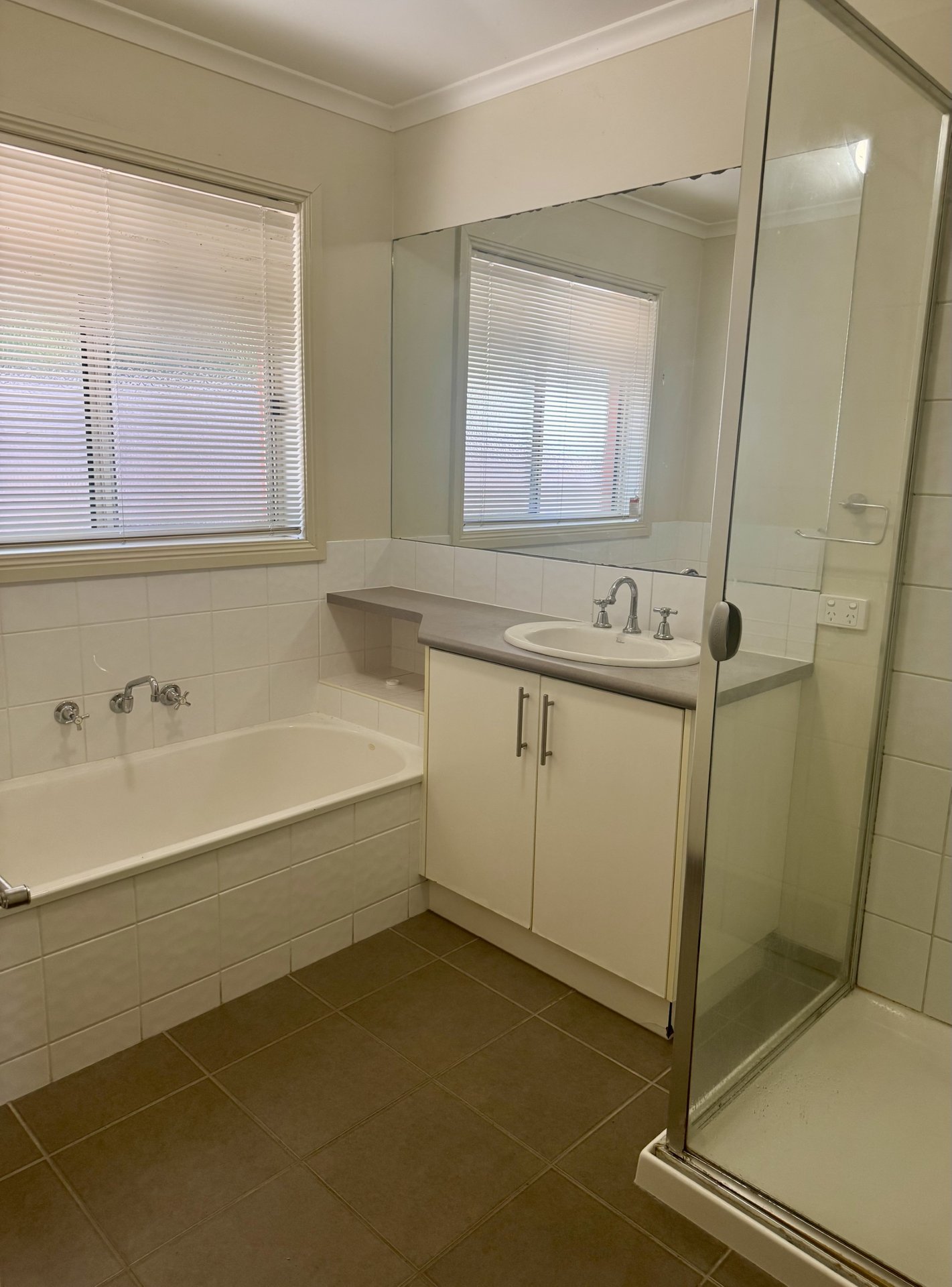 3/5 Doveton Street, Castlemaine image 4