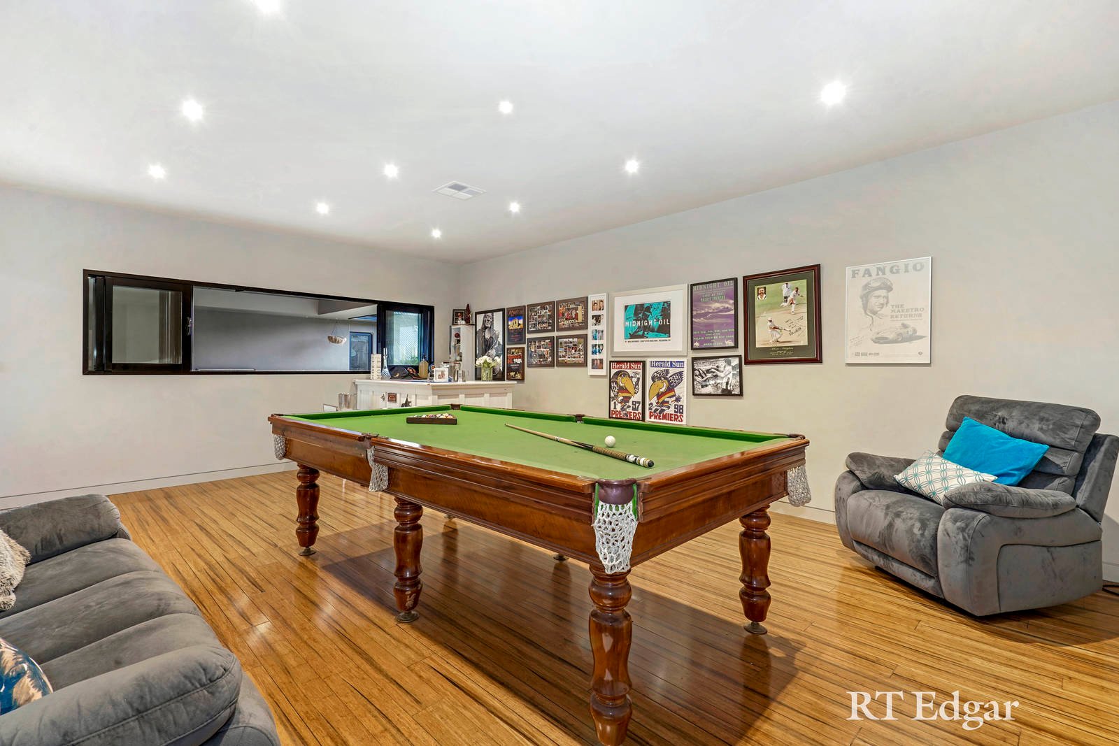 Property Gallery Thumbnail 13