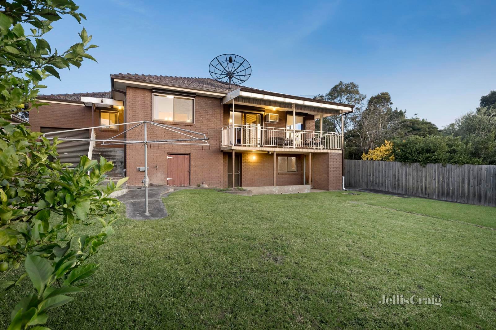 35 Dumossa Avenue, Bulleen image 15