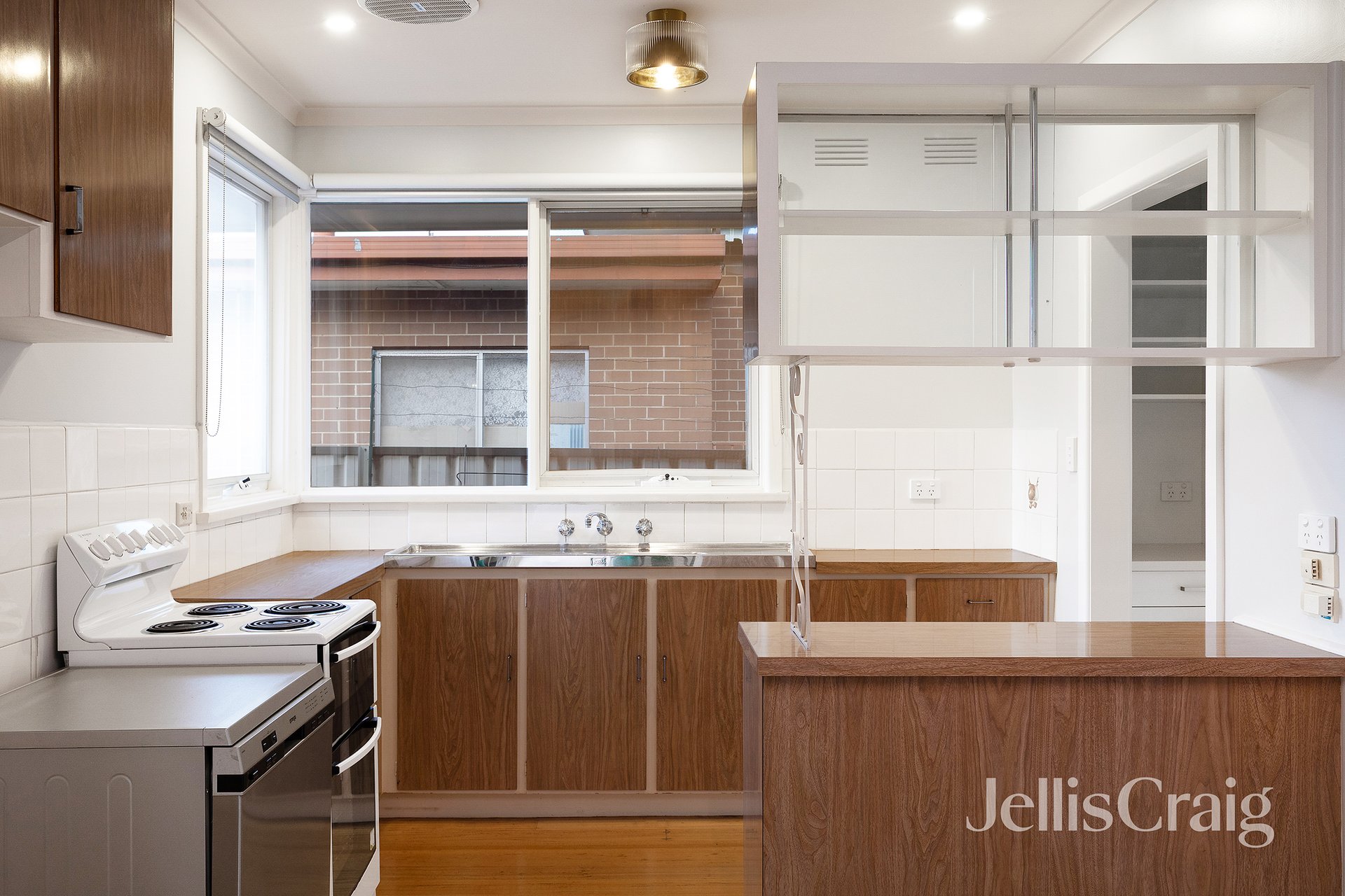 35 Duncan Avenue, Greensborough image 2