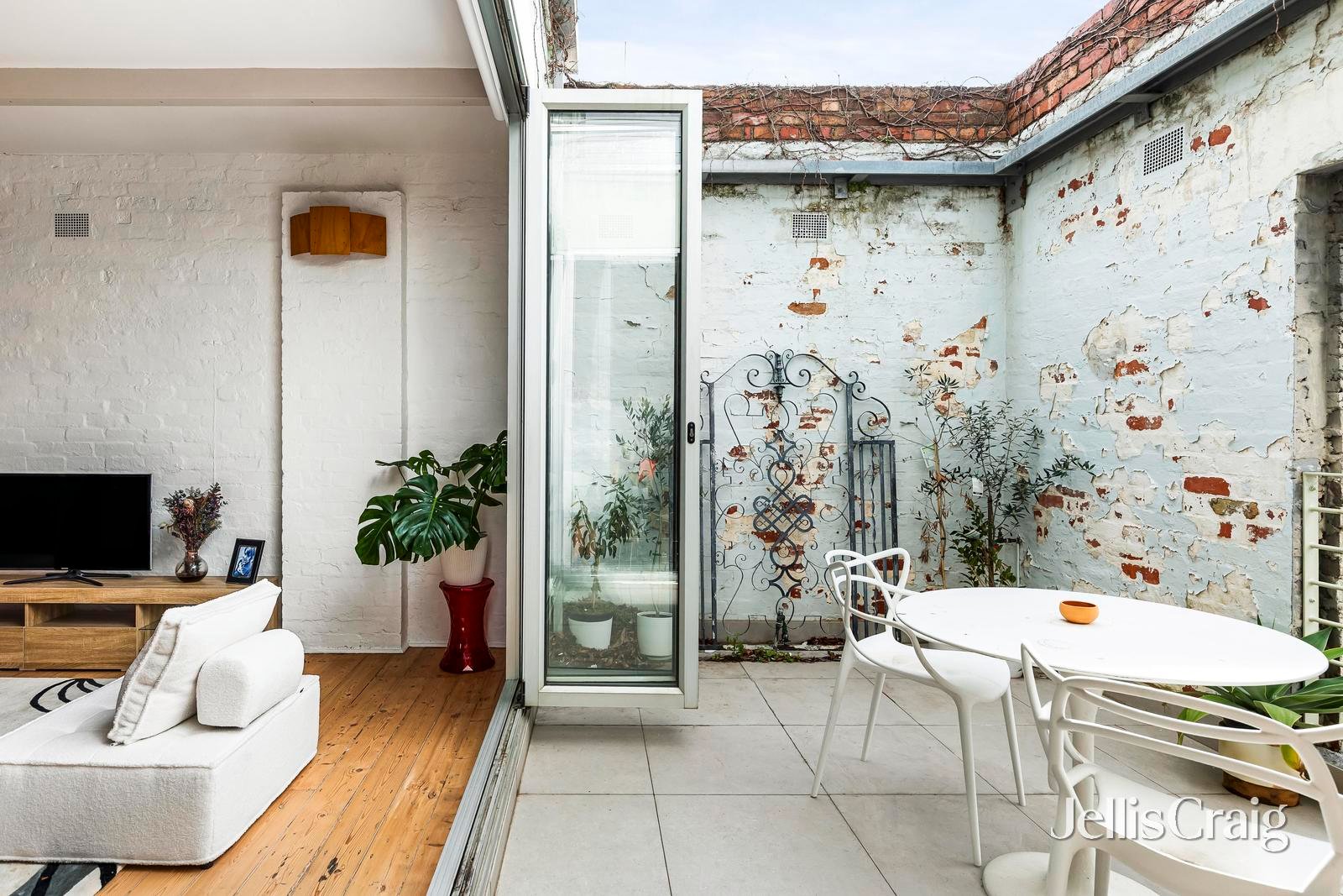 35 Egremont Street, Fitzroy North image 3