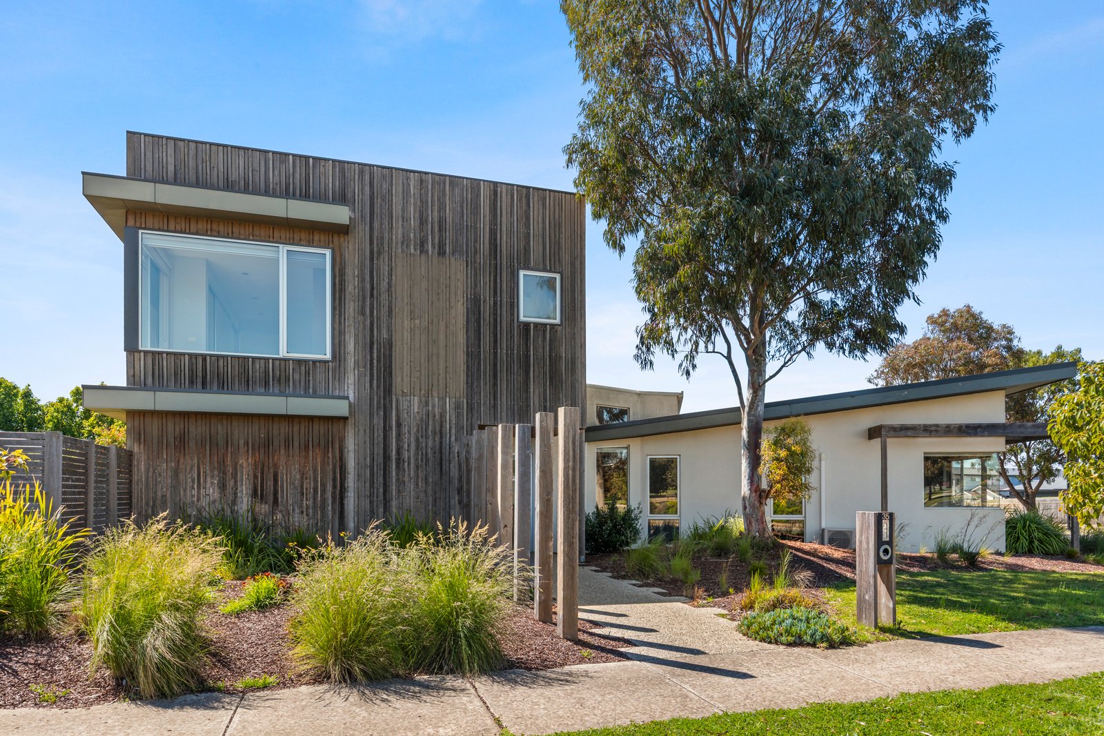 35 Empress Boulevard, Ocean Grove image 1