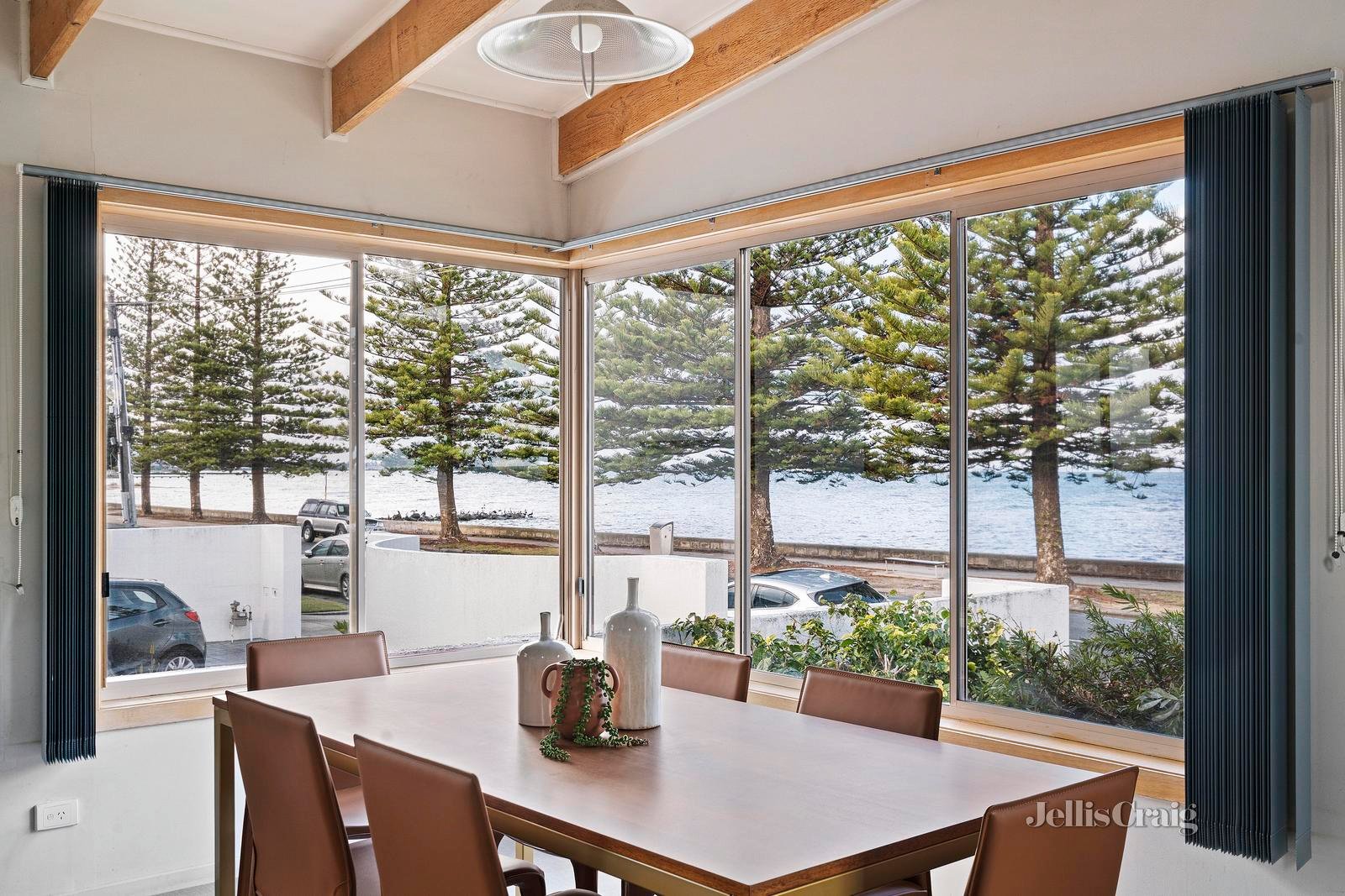 35 Esplanade, Seaholme image 4