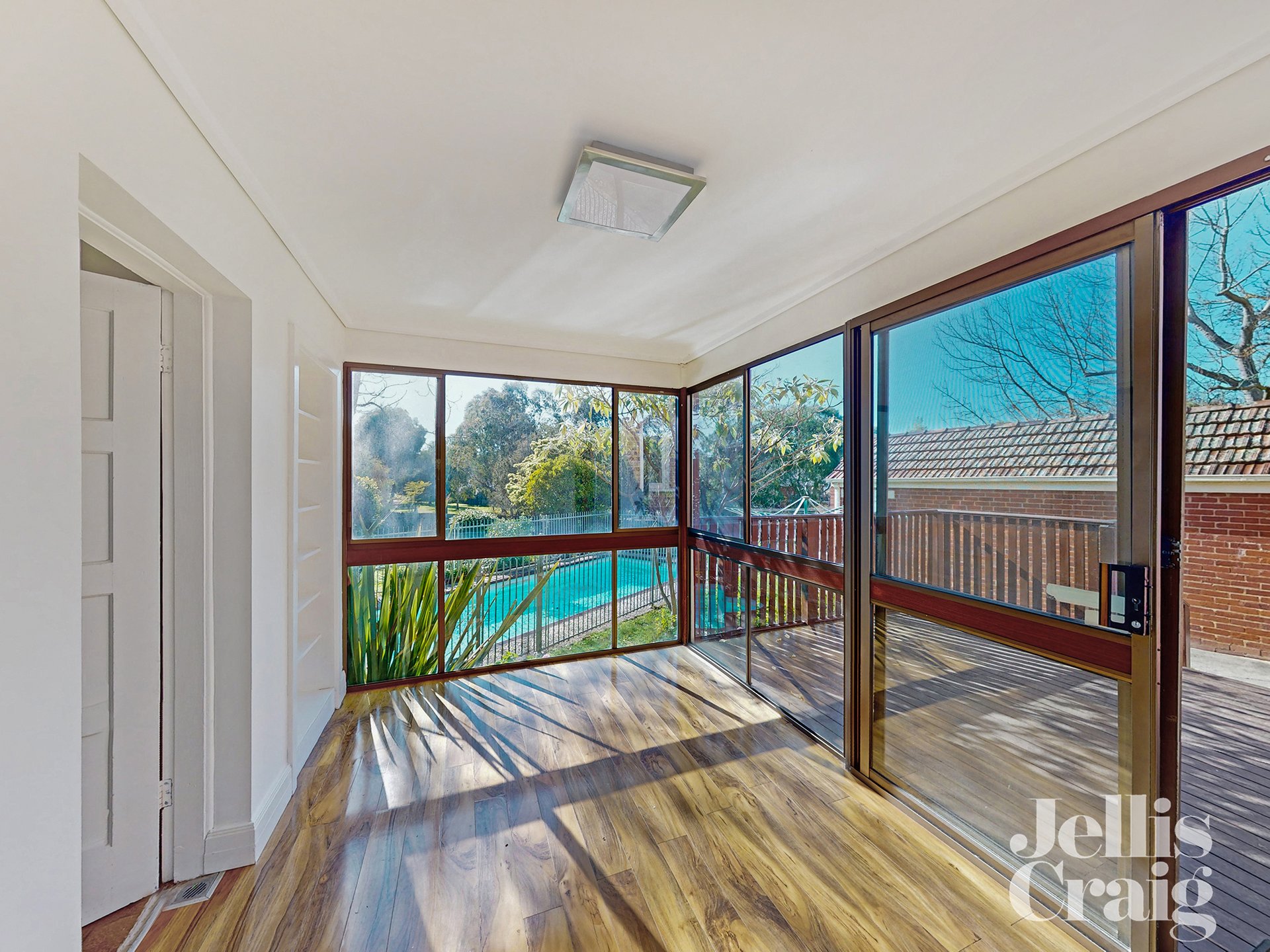 35 Fairmont Avenue, Camberwell image 4