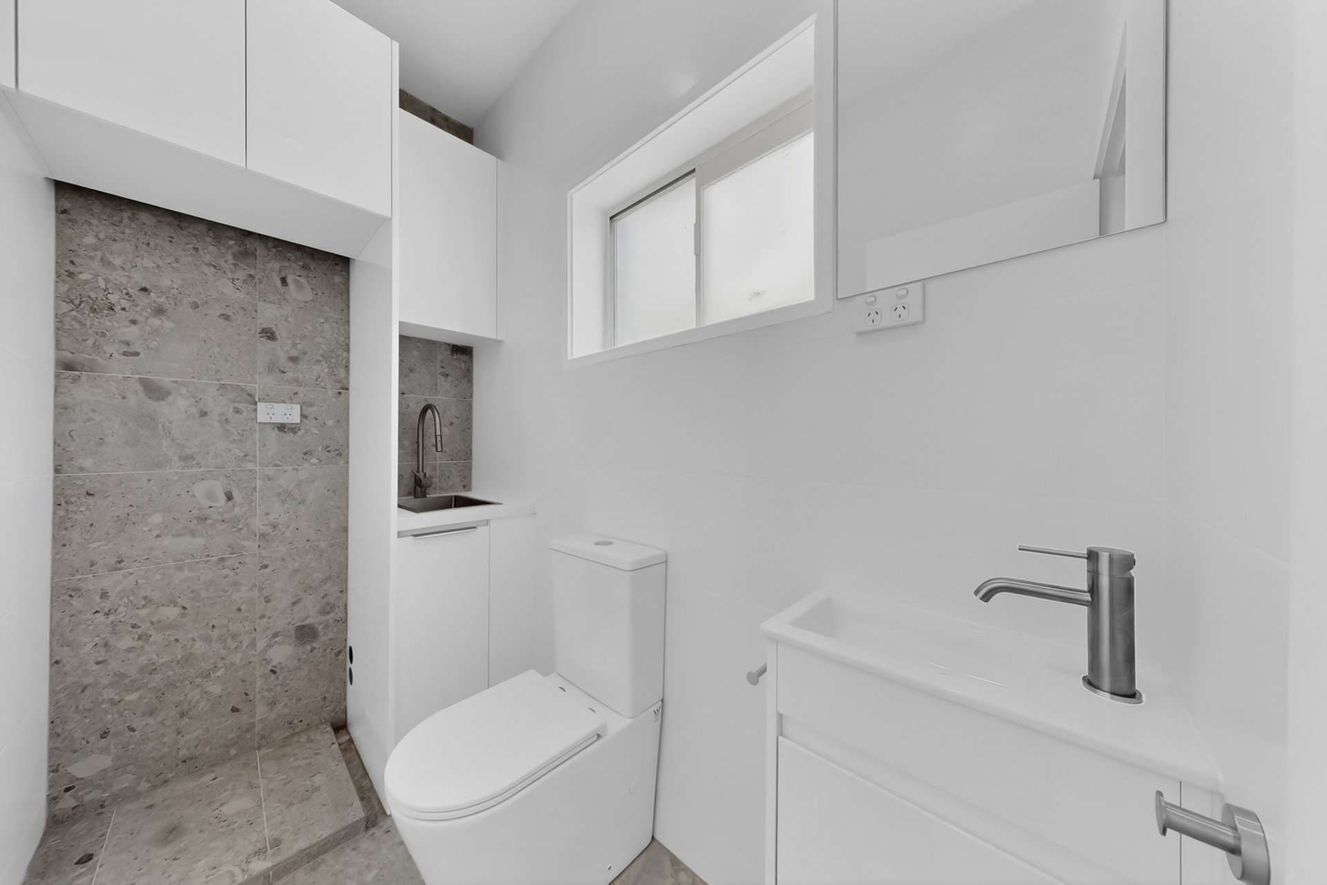 35 Finlay Street, Albert Park image 3