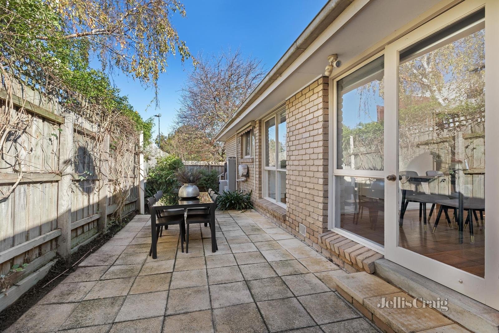3/5 Florence Road, Surrey Hills image 9