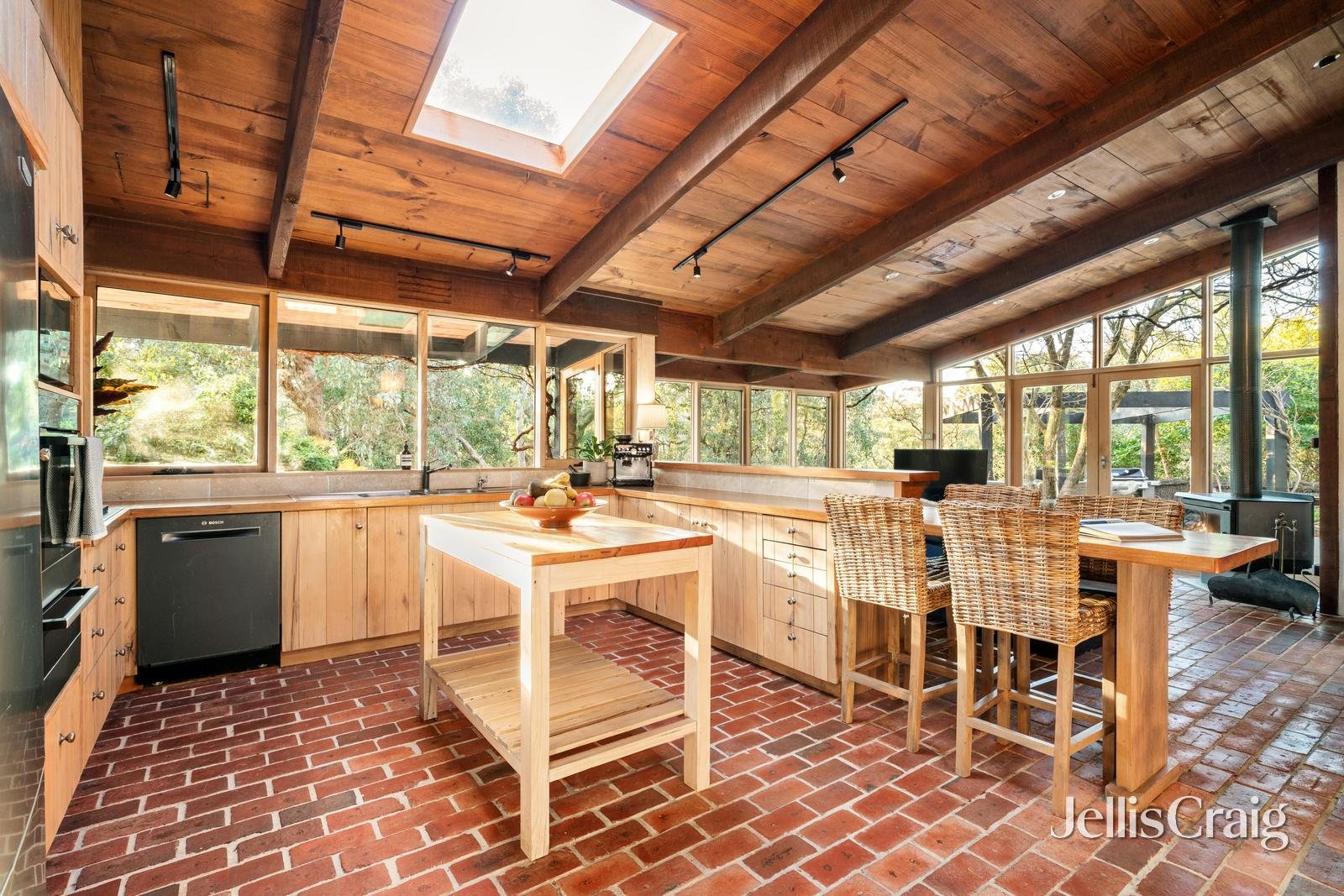 35 Floriston Grove, Eltham image 5