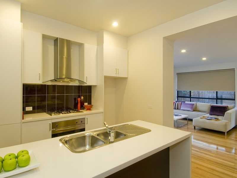 35 Fyans Street, South Geelong image 4