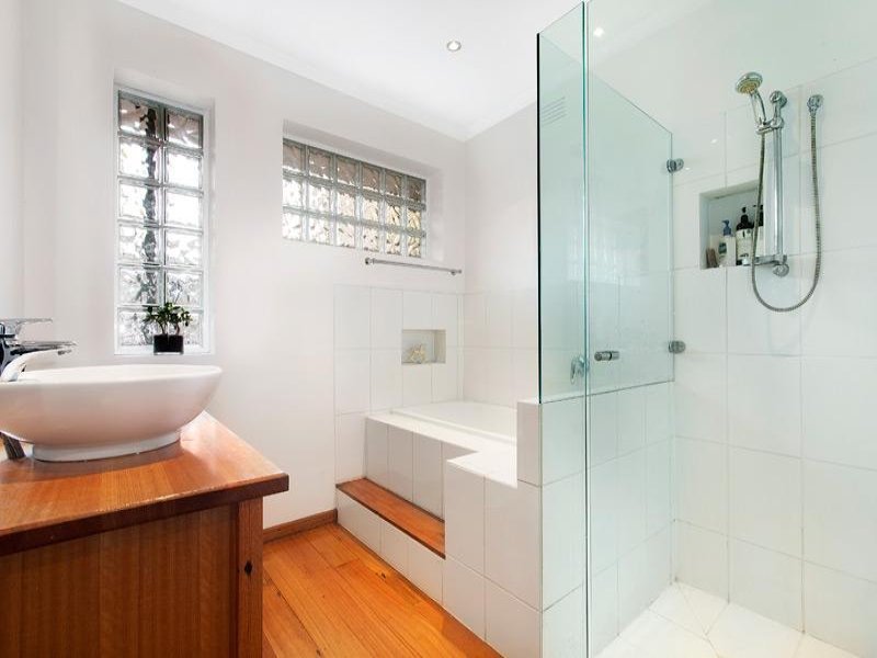 3/5 Glencairn Avenue, Camberwell image 6