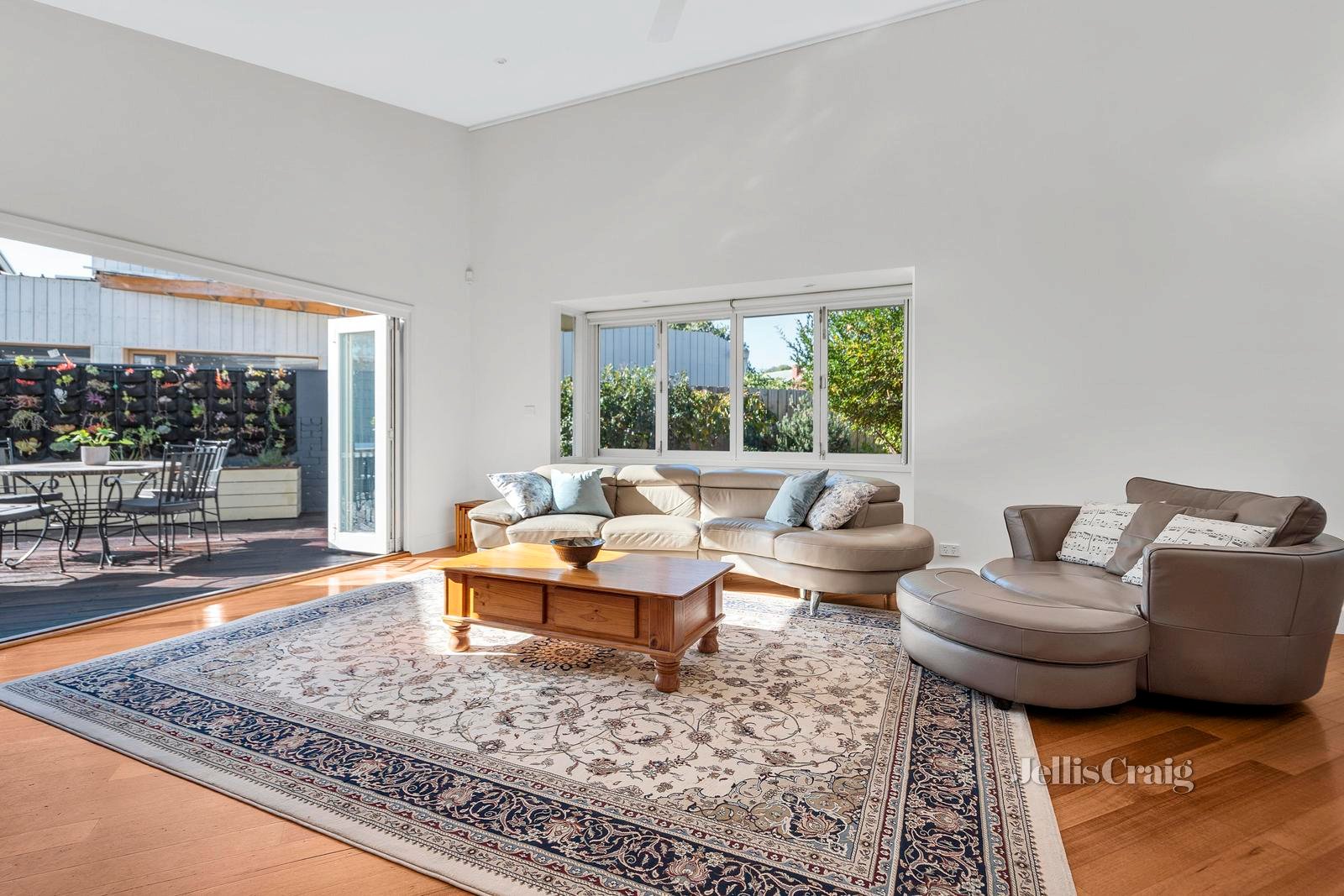 35 Glenmorgan Street, Brunswick East image 2