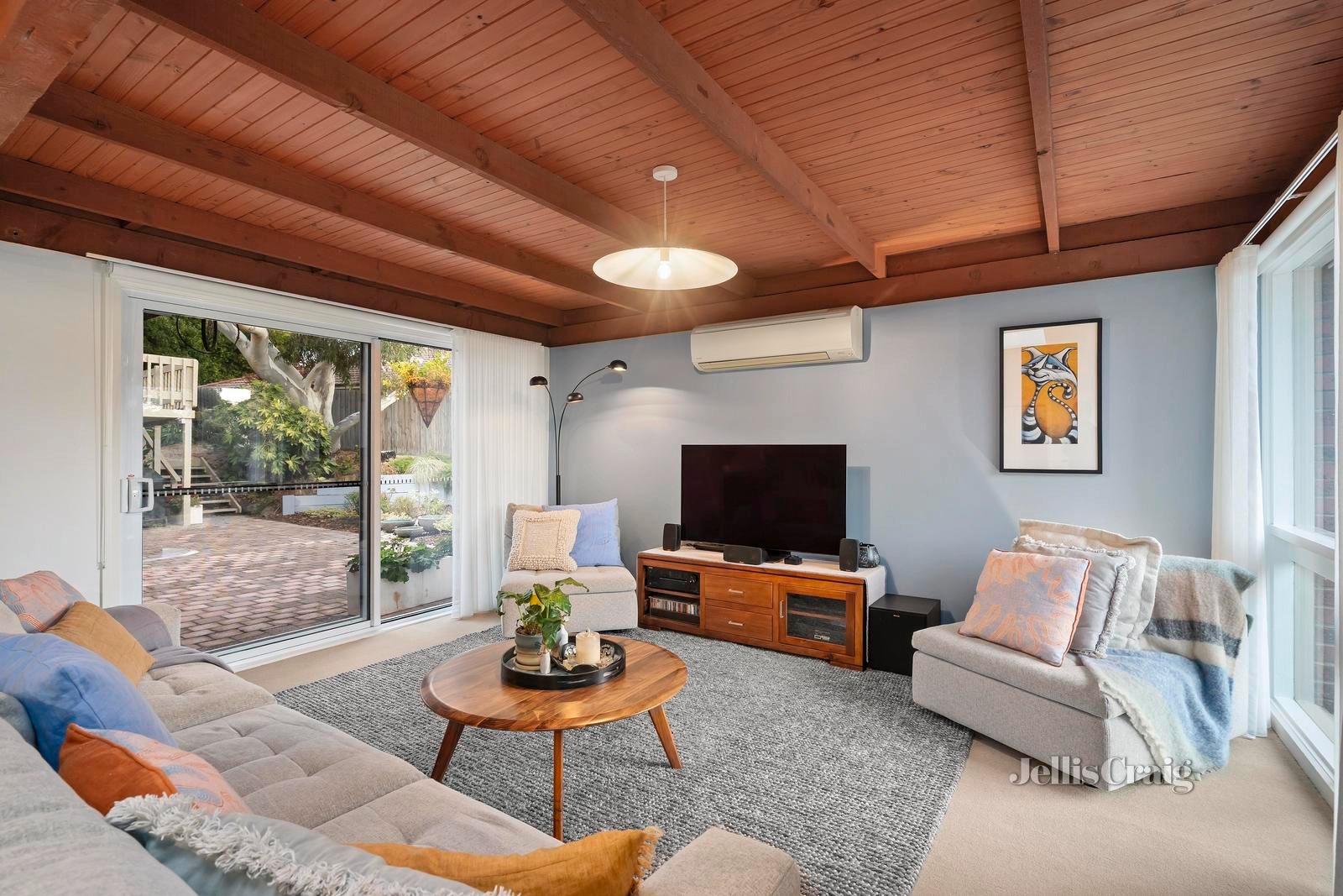 35 Glenwood Drive, Croydon image 3