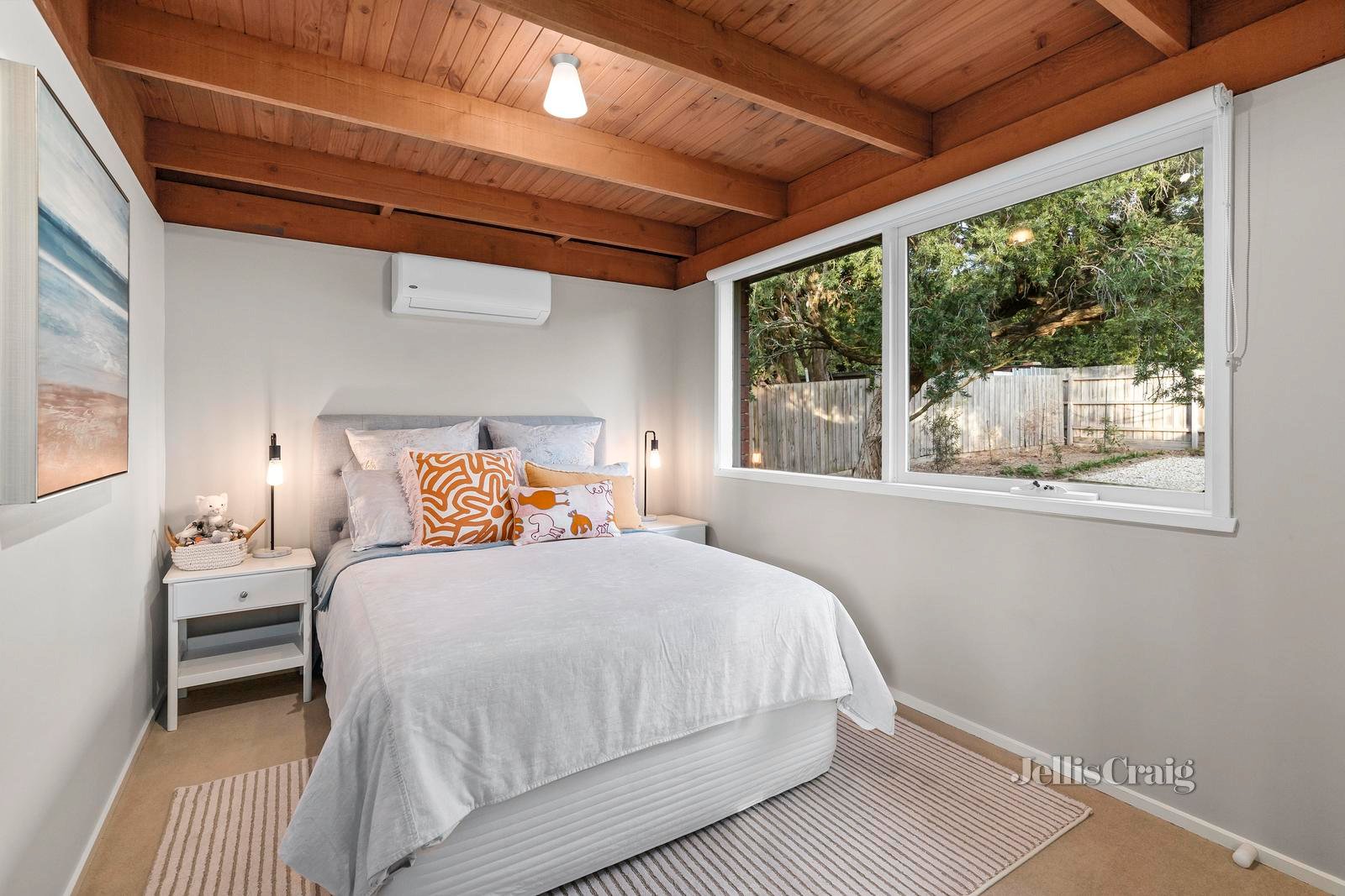 35 Glenwood Drive, Croydon image 8