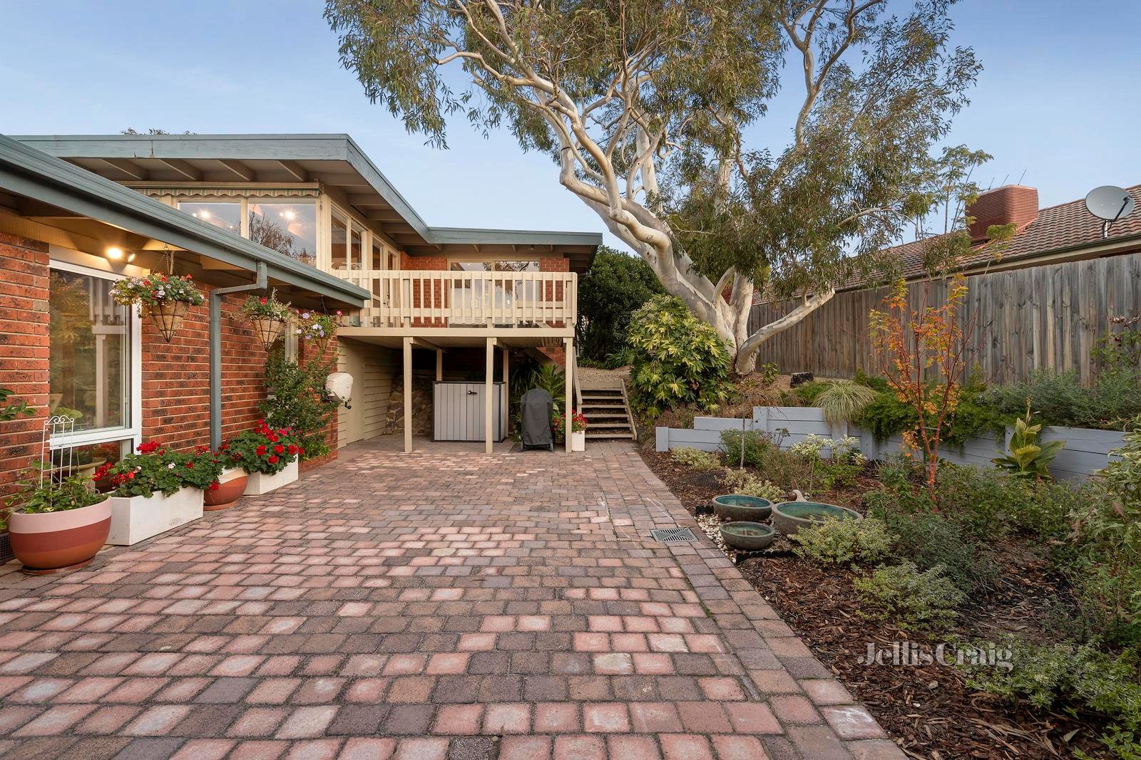 35 Glenwood Drive, Croydon image 12