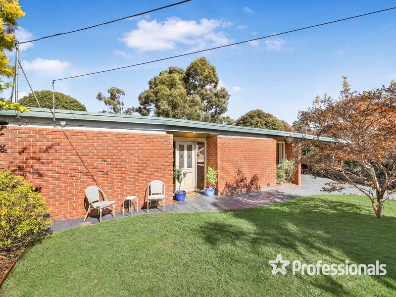 35 Glenwood Drive, Croydon image 2