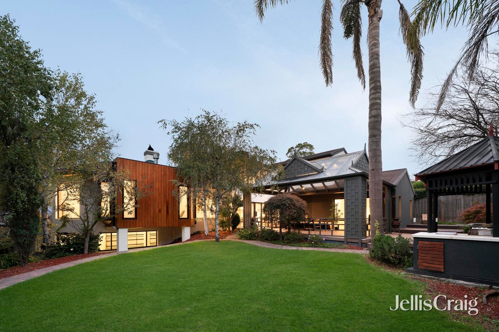 35 Grey Street, Vermont image 1