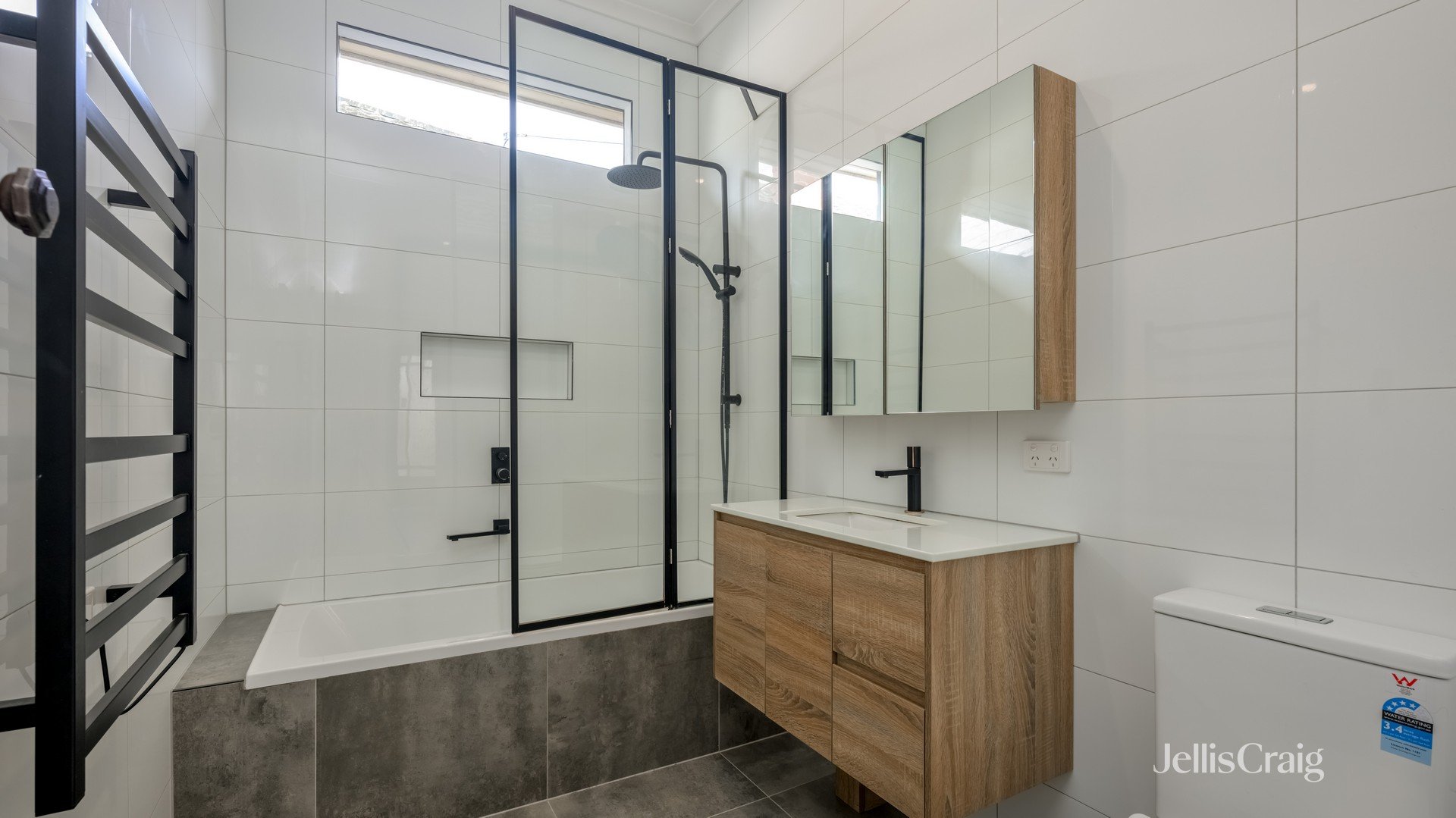 35 Grundy Grove, Pascoe Vale South image 6