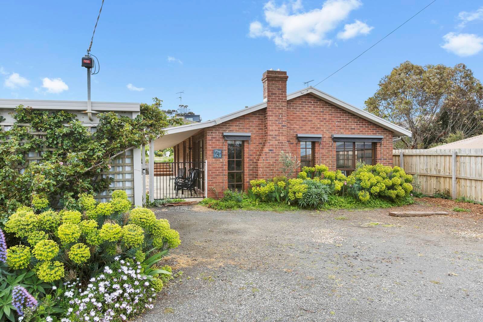 Property Gallery Thumbnail 35