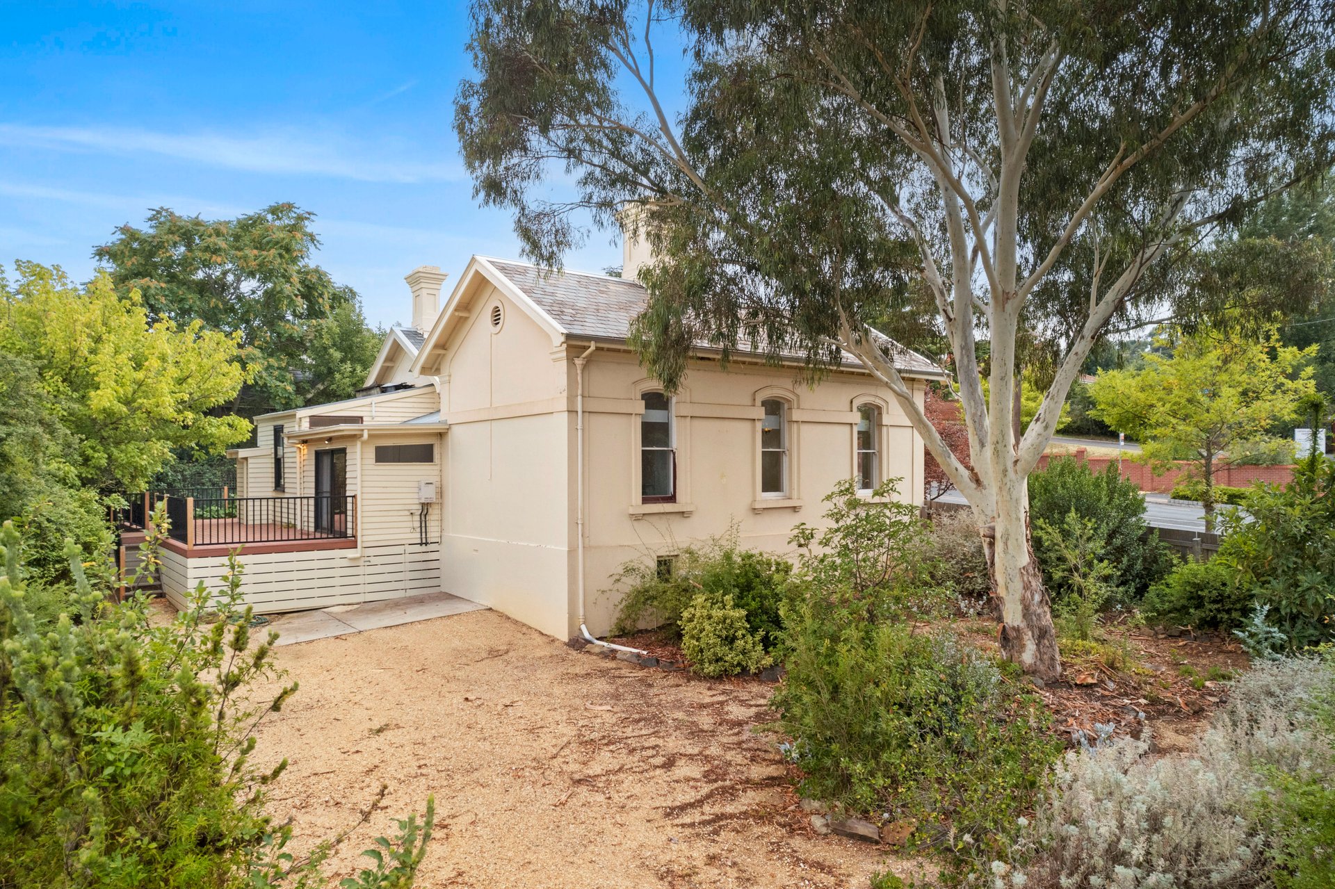 35 Hargraves Street, Castlemaine image 9
