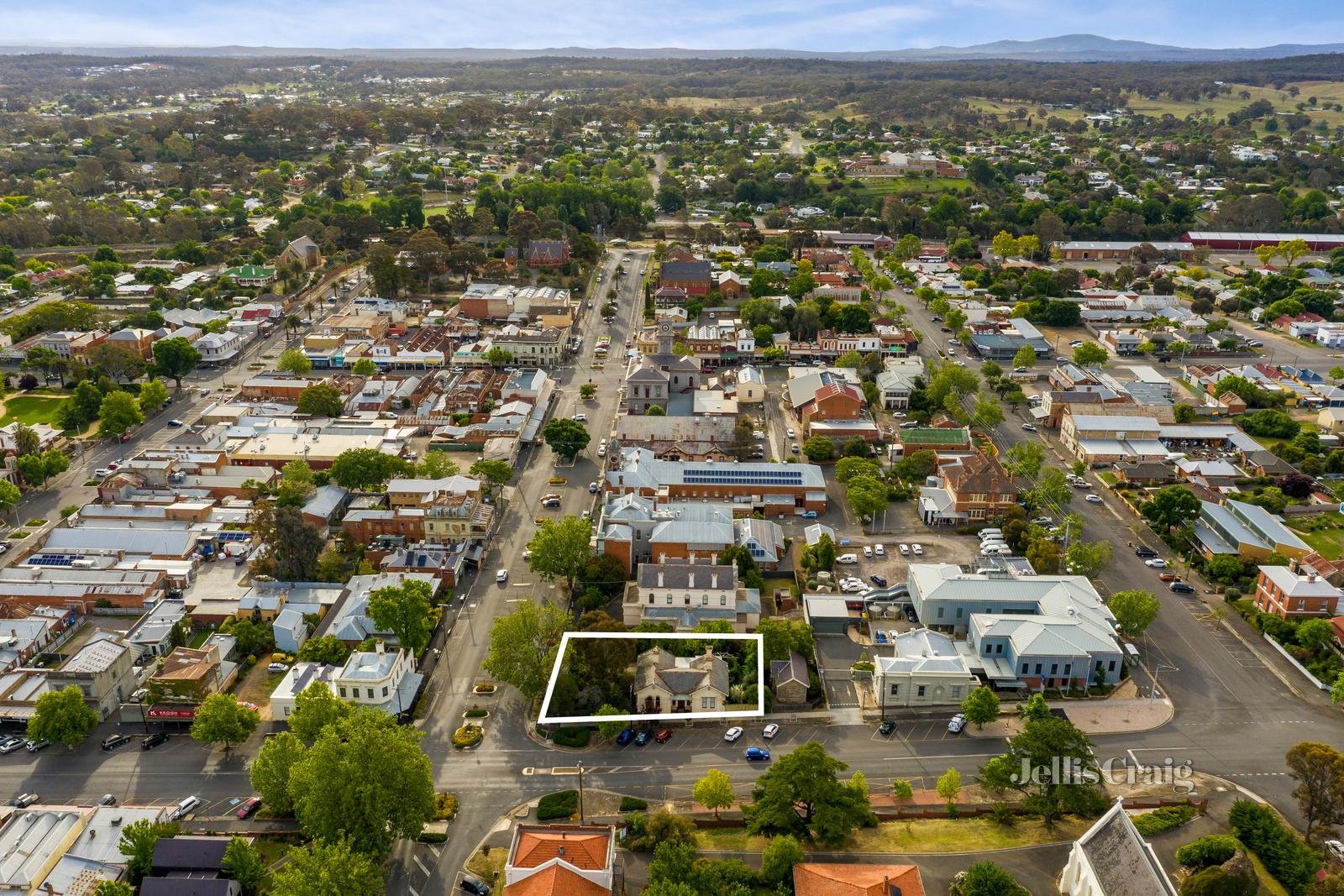 35 Hargraves Street, Castlemaine image 17