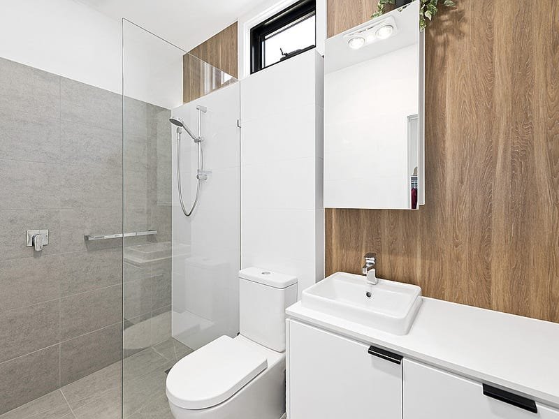 Property Gallery Thumbnail 6