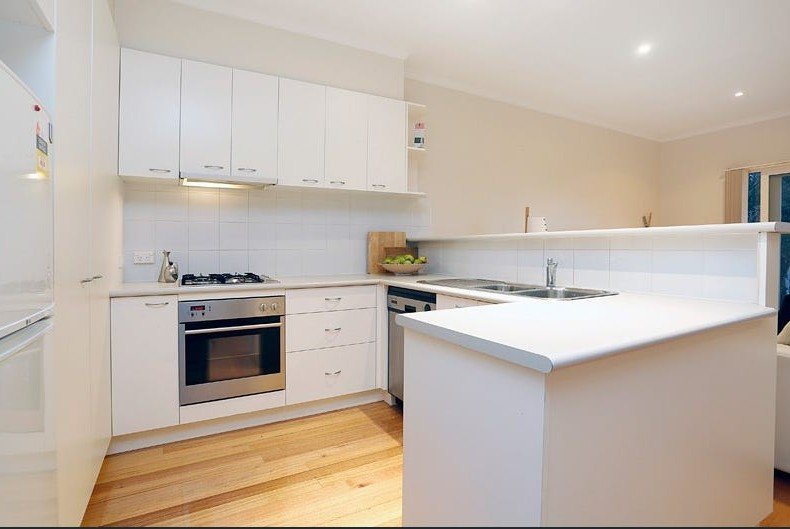 35 Highview Road, Bentleigh East image 4