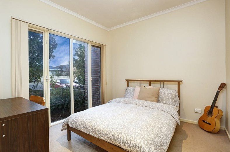 35 Highview Road, Bentleigh East image 6