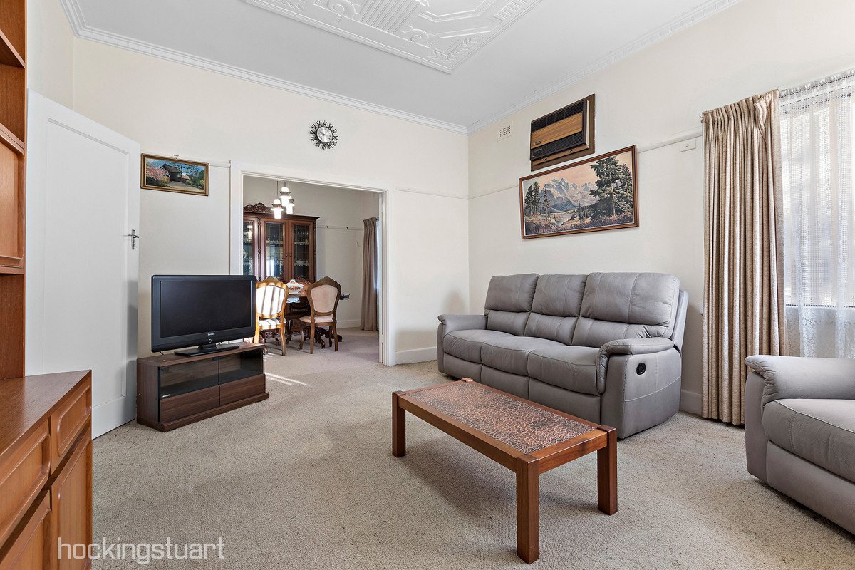 35 Irymple Avenue, Kew East image 4